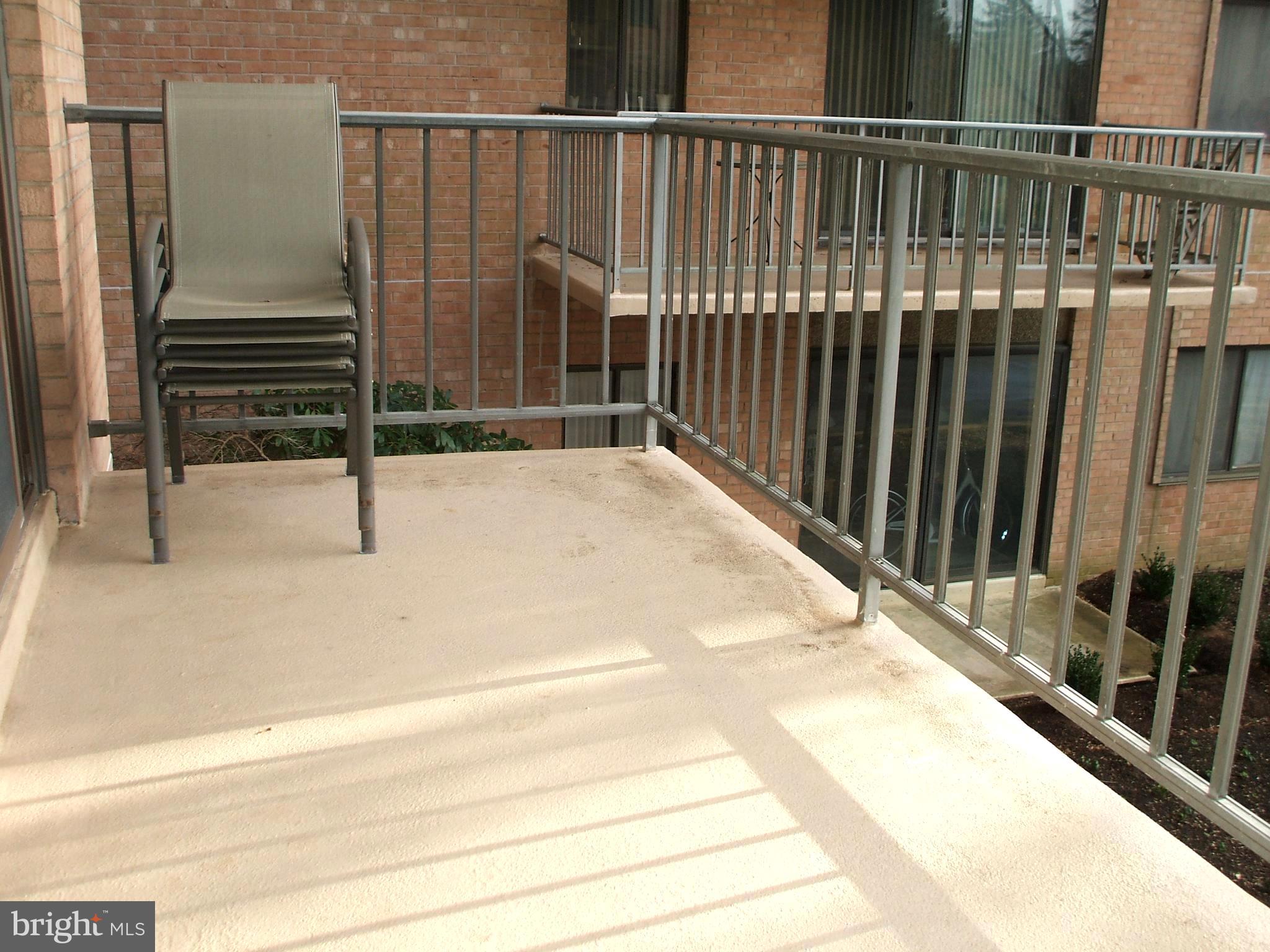 HOLLY HOUSE - Residential