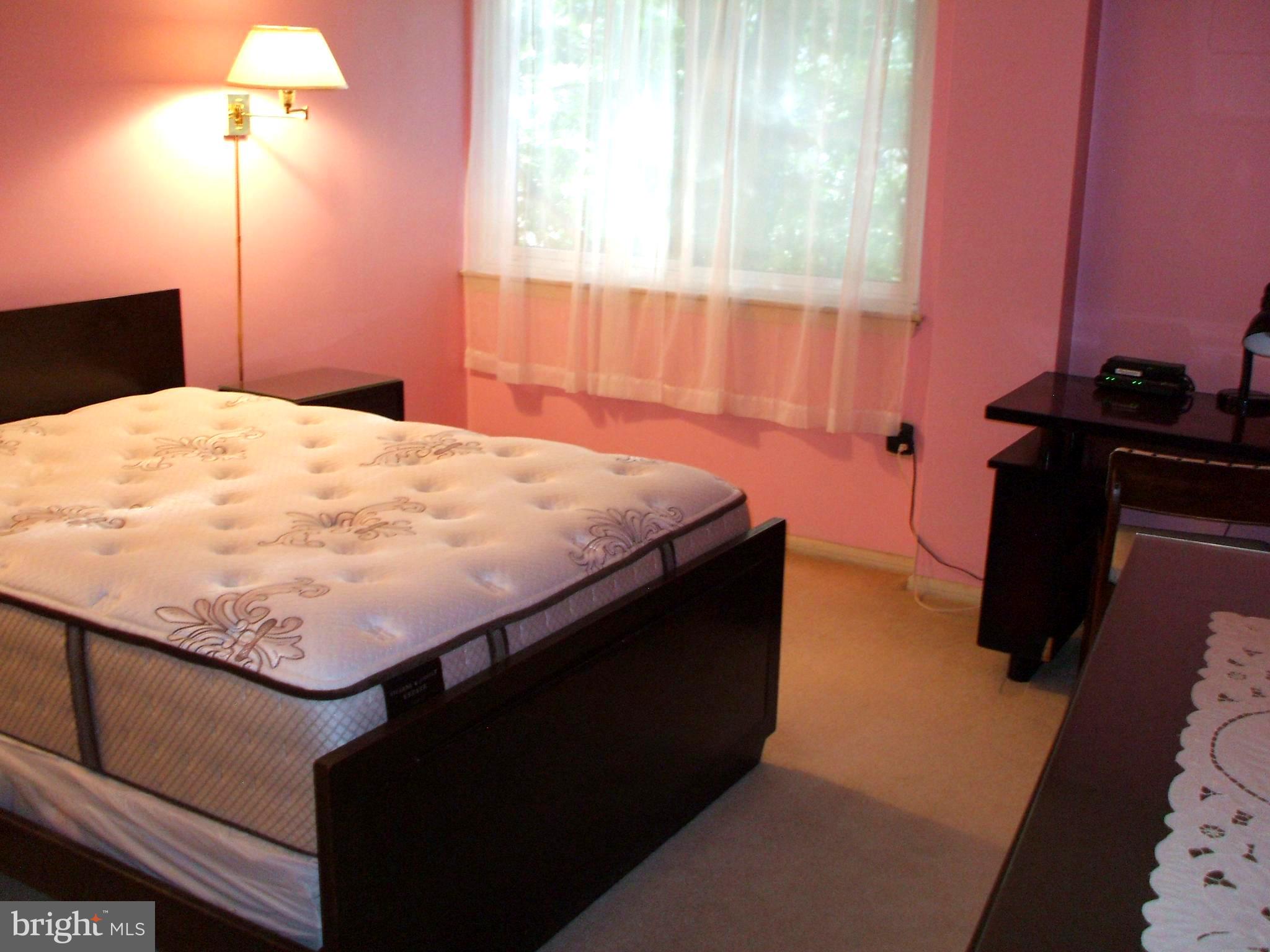 HOLLY HOUSE - Residential