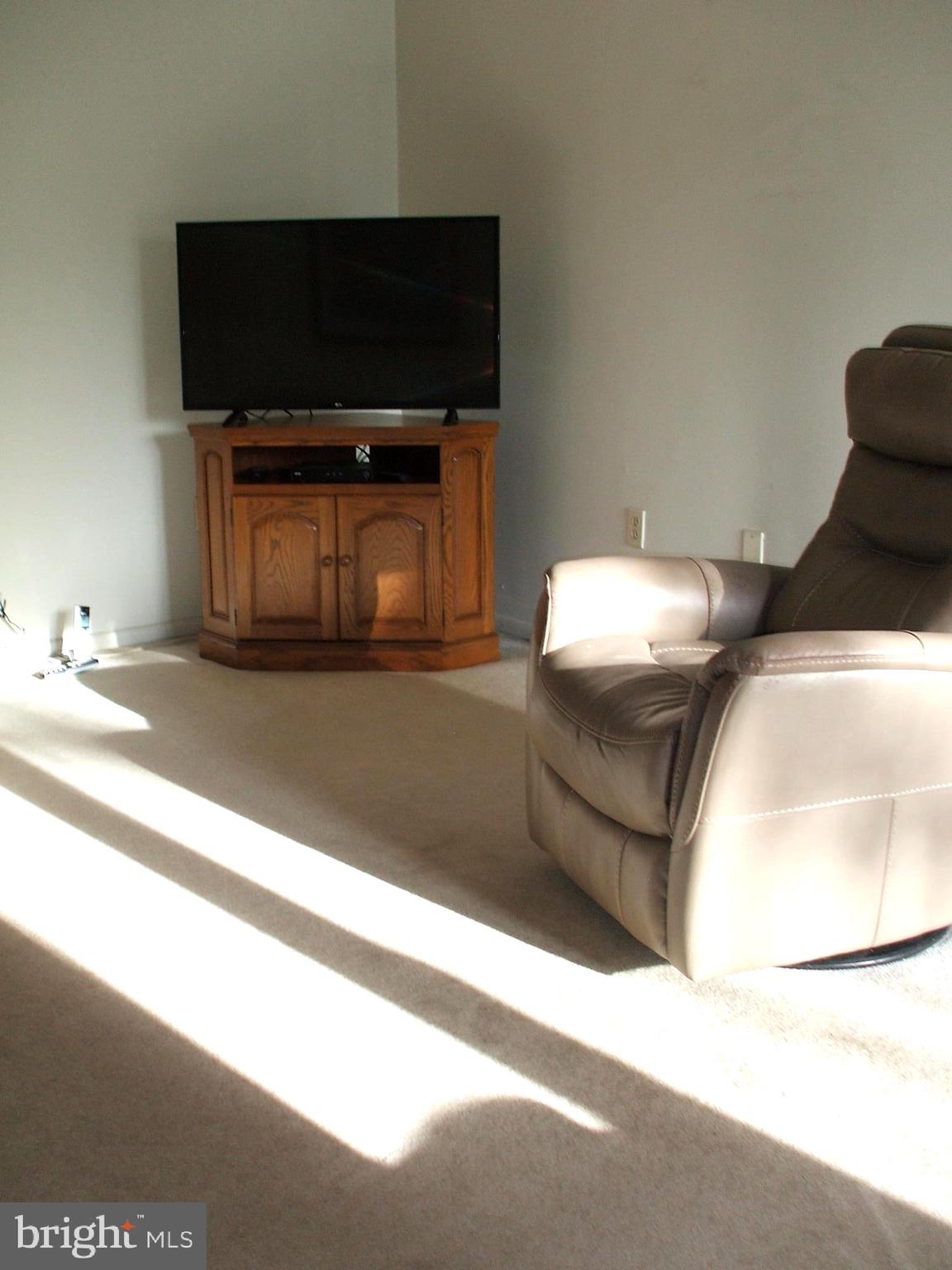 501 N PROVIDENCE ROAD 221