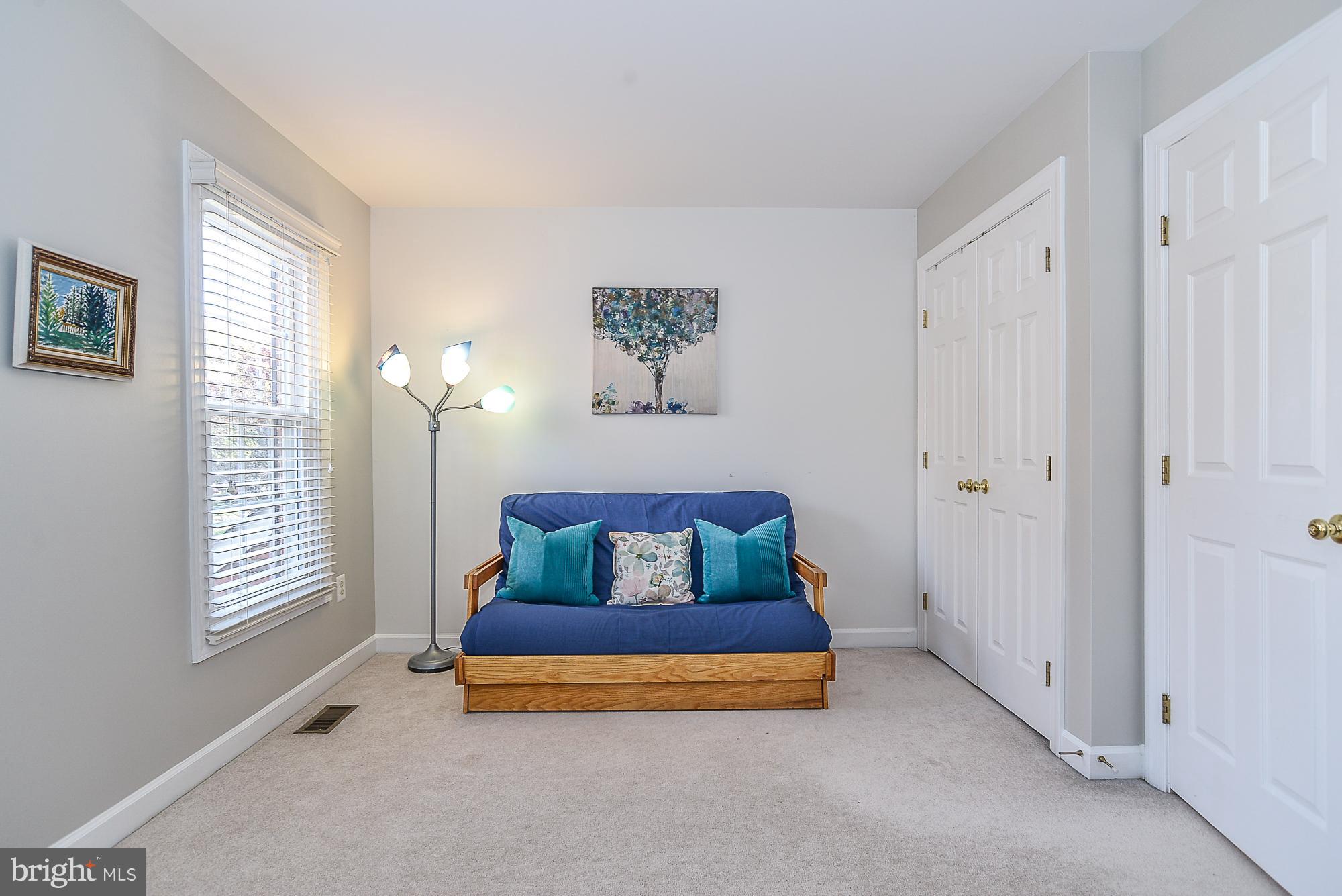 WILLOW PONDS - Residential