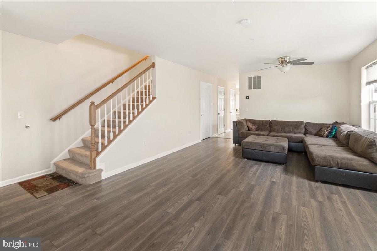 GATEWAY CROSSING - Residential