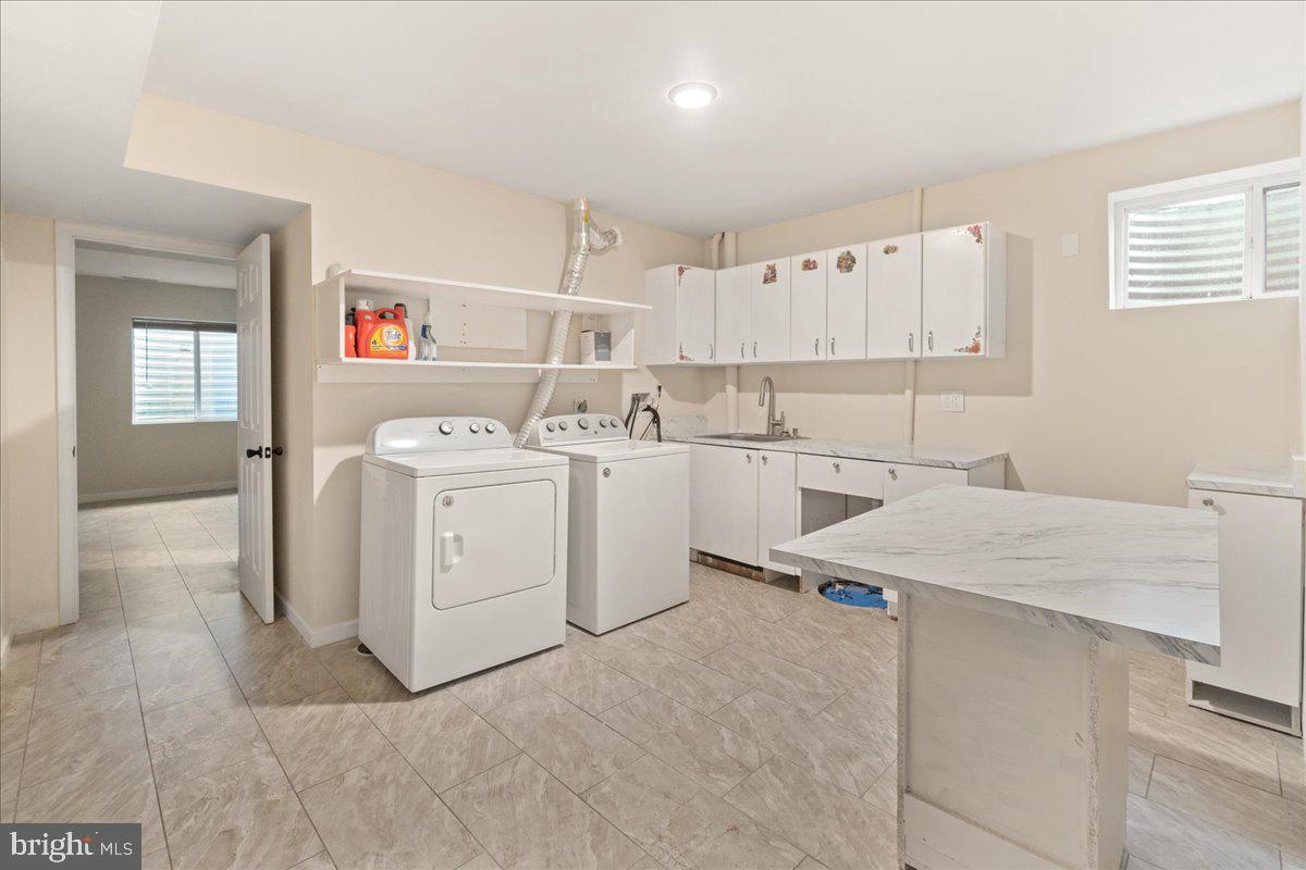 GATEWAY CROSSING - Residential