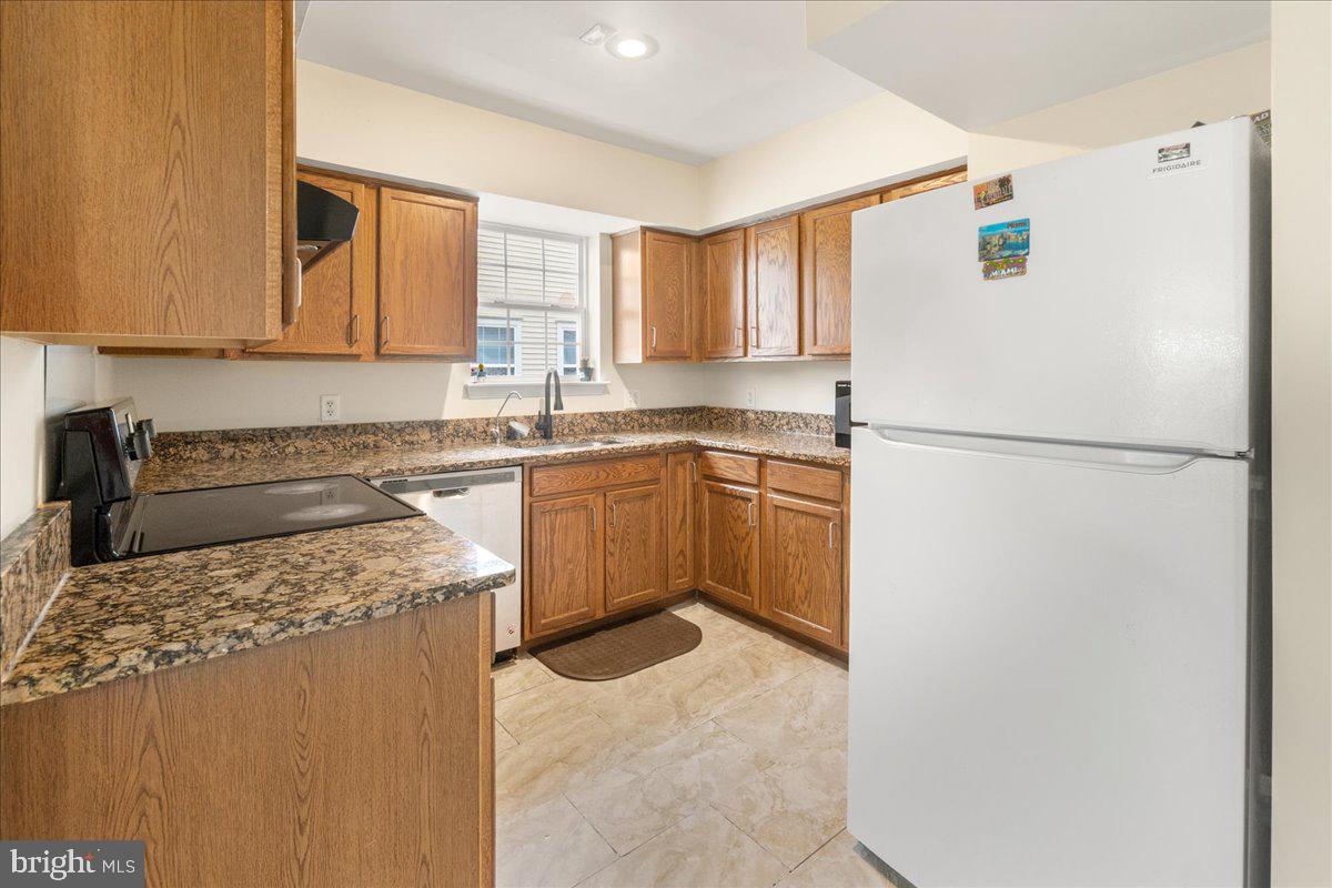 GATEWAY CROSSING - Residential