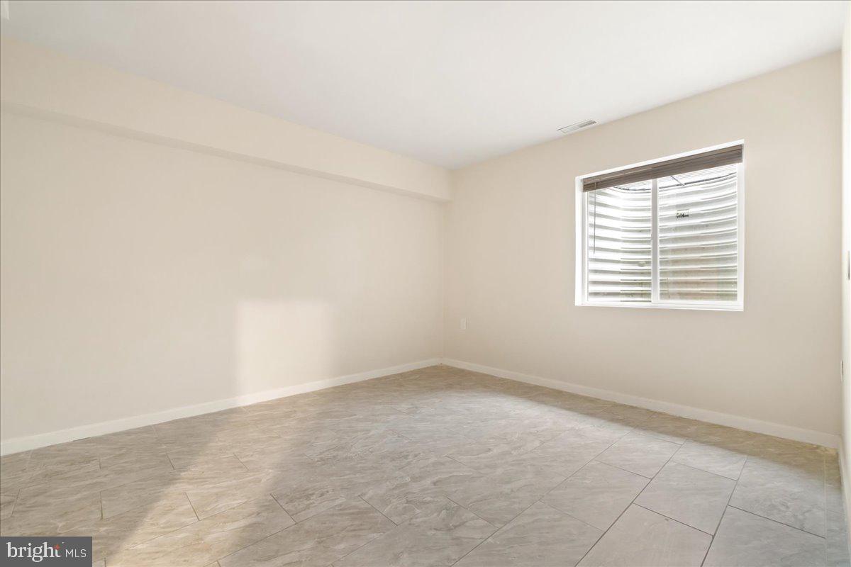 GATEWAY CROSSING - Residential