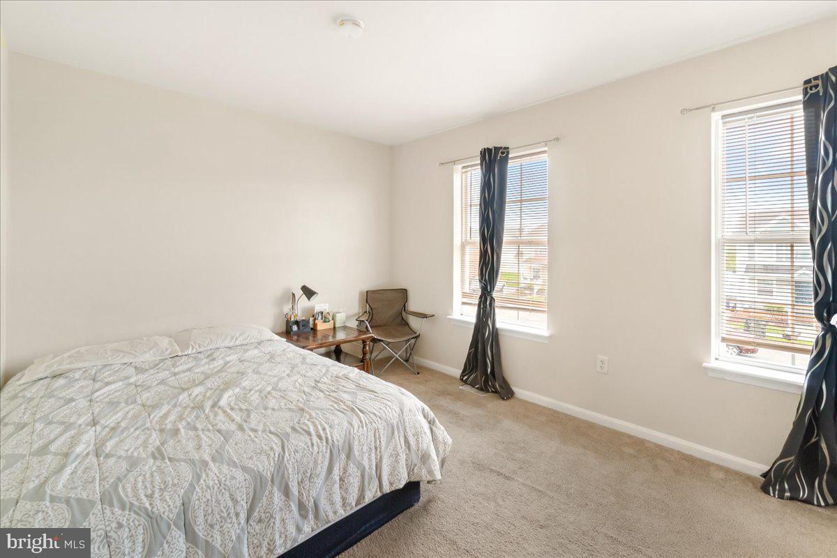 GATEWAY CROSSING - Residential