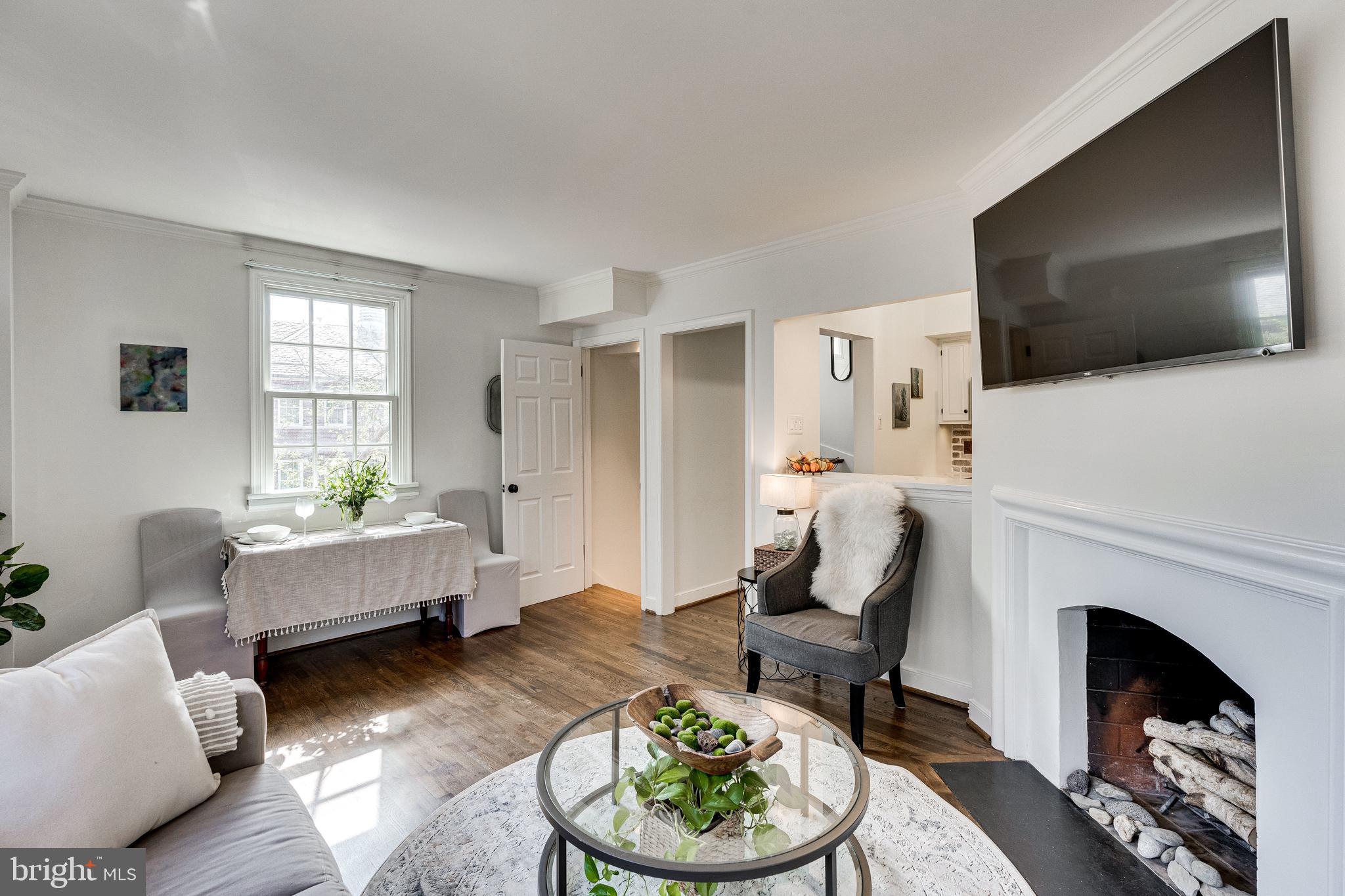 SHAD ROW - Residential