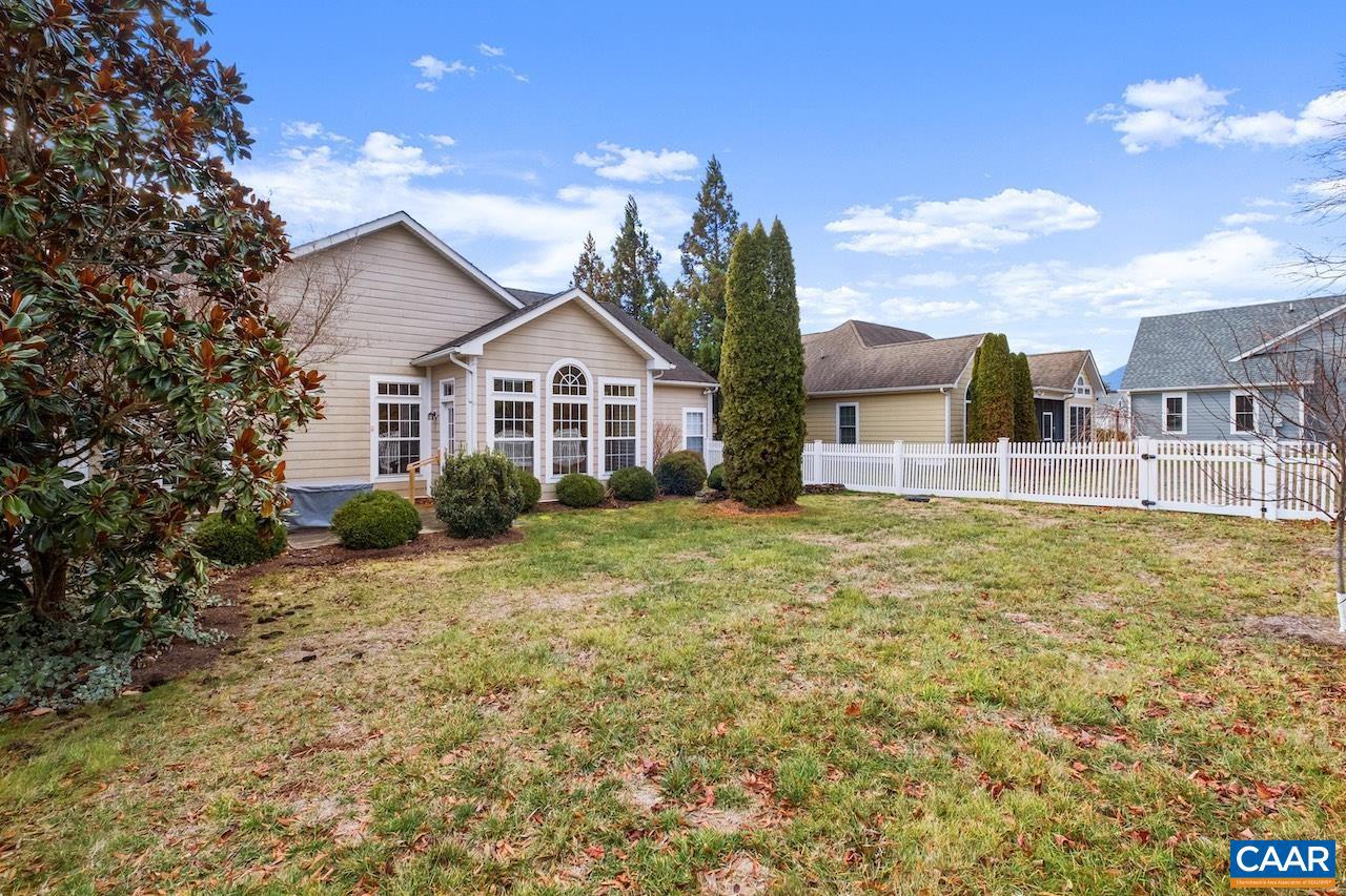 UNKNOWN - Residential Lease