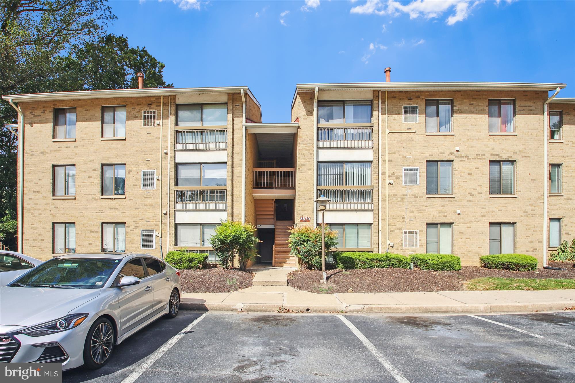 LONG REACH KNOLLS - Residential Lease