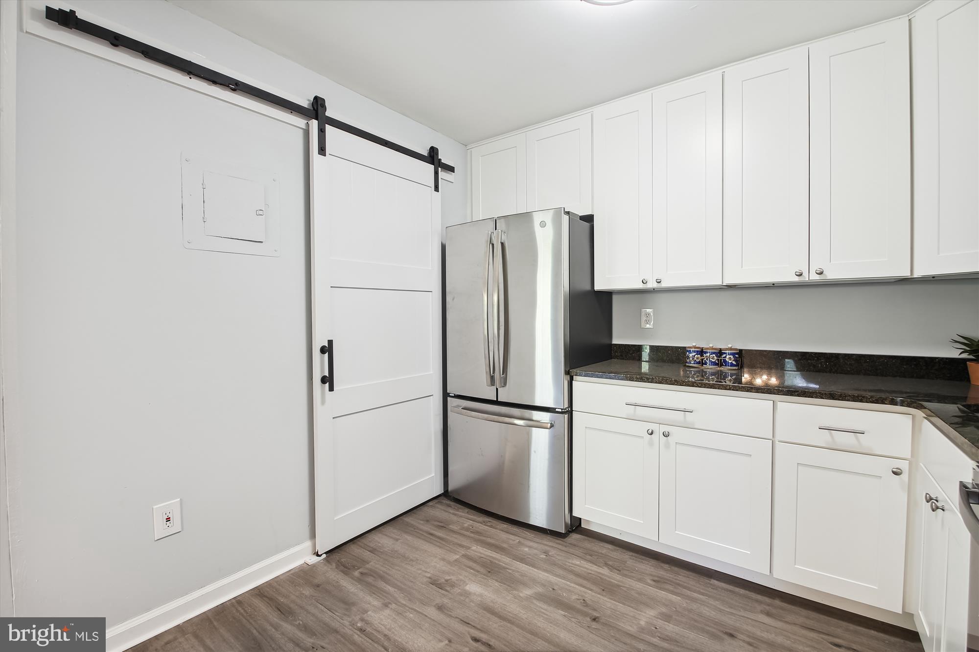 LONG REACH KNOLLS - Residential Lease