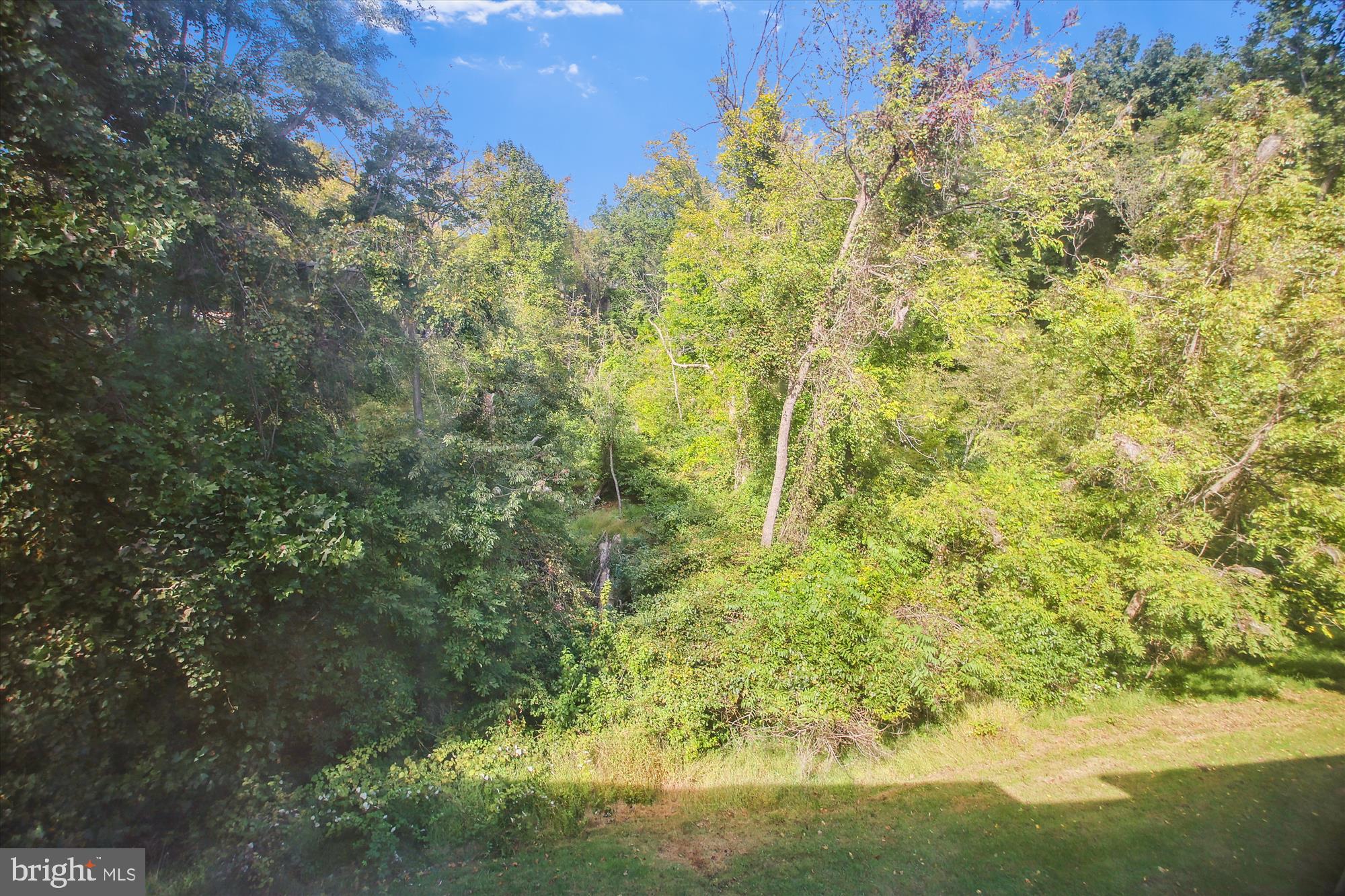 LONG REACH KNOLLS - Residential Lease