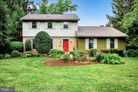 Photo of 1709 WHEATLAND AVE, LANCASTER, PA 17603 (MLS # PALA2038394)