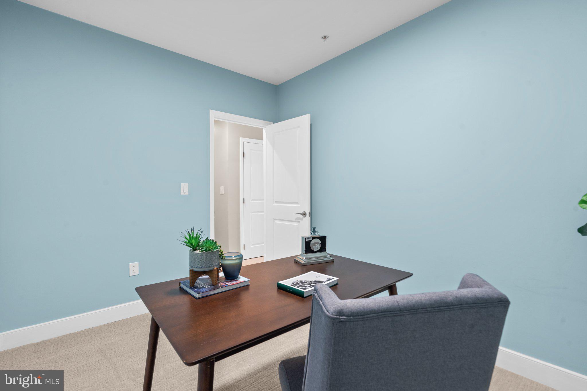 RHODES HILL SQUARE - Residential