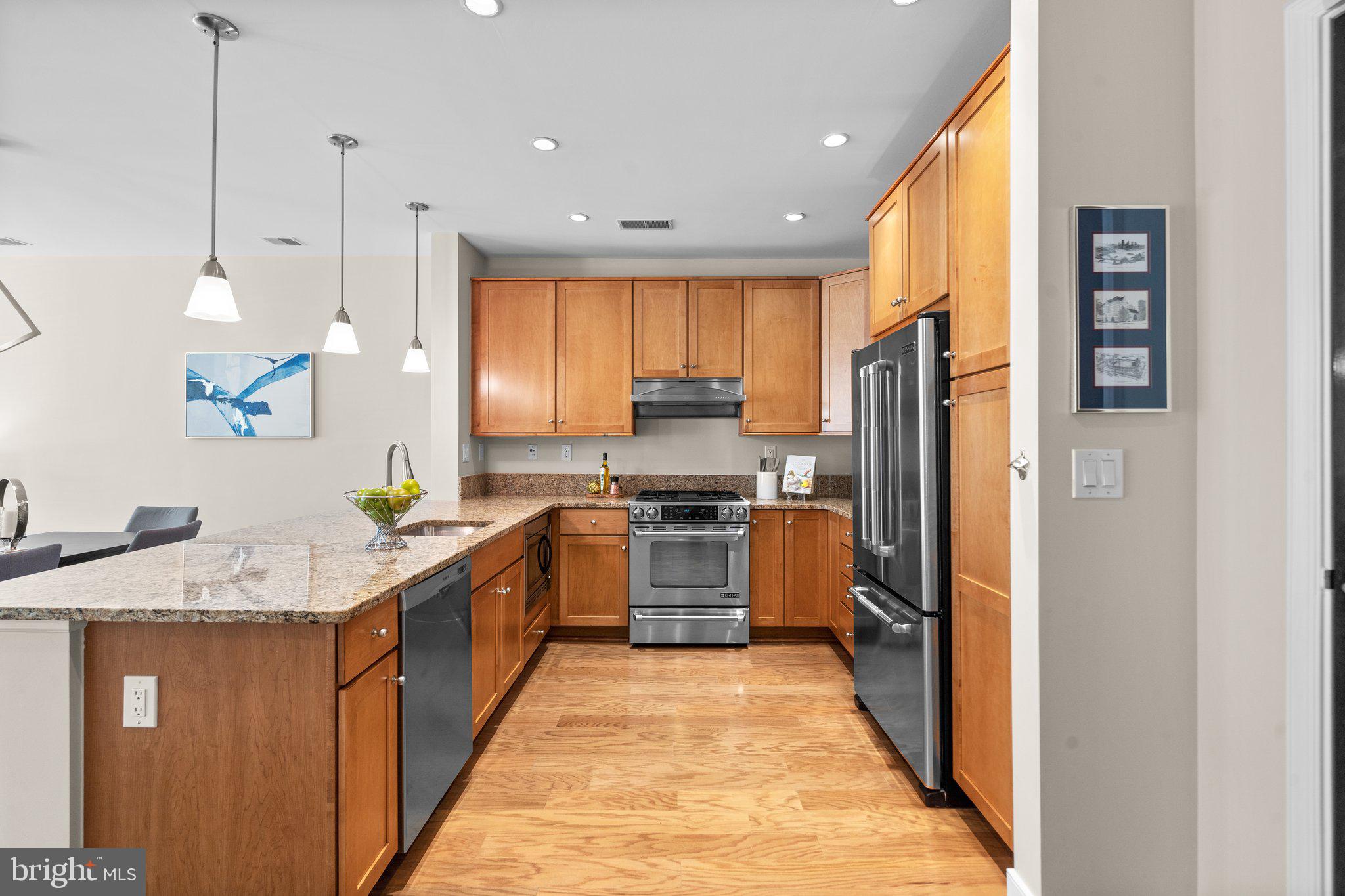 RHODES HILL SQUARE - Residential