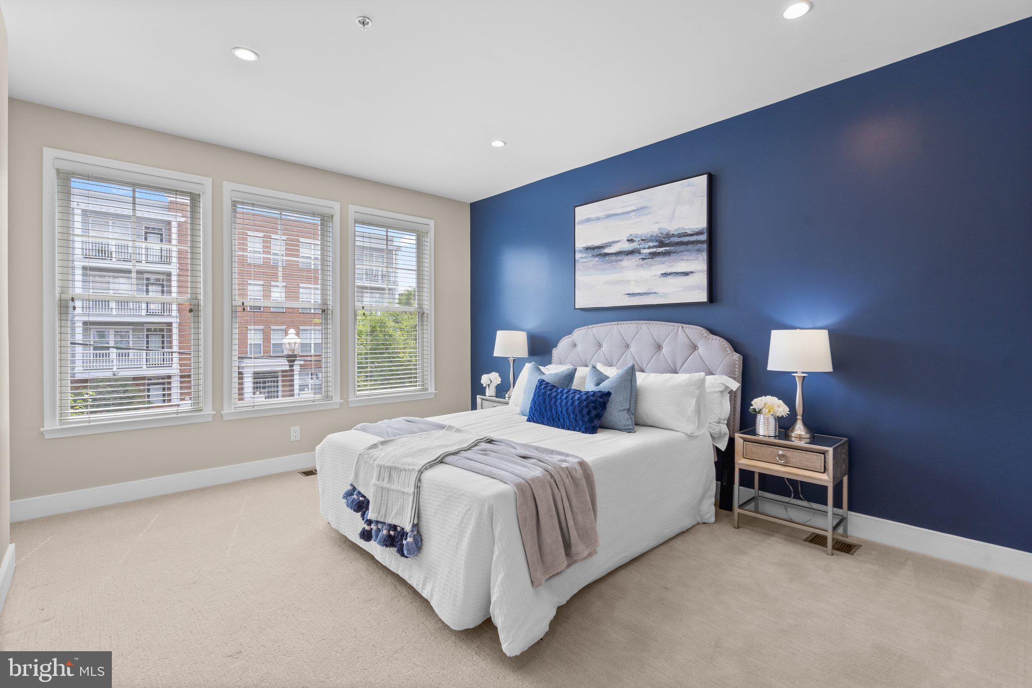 RHODES HILL SQUARE - Residential