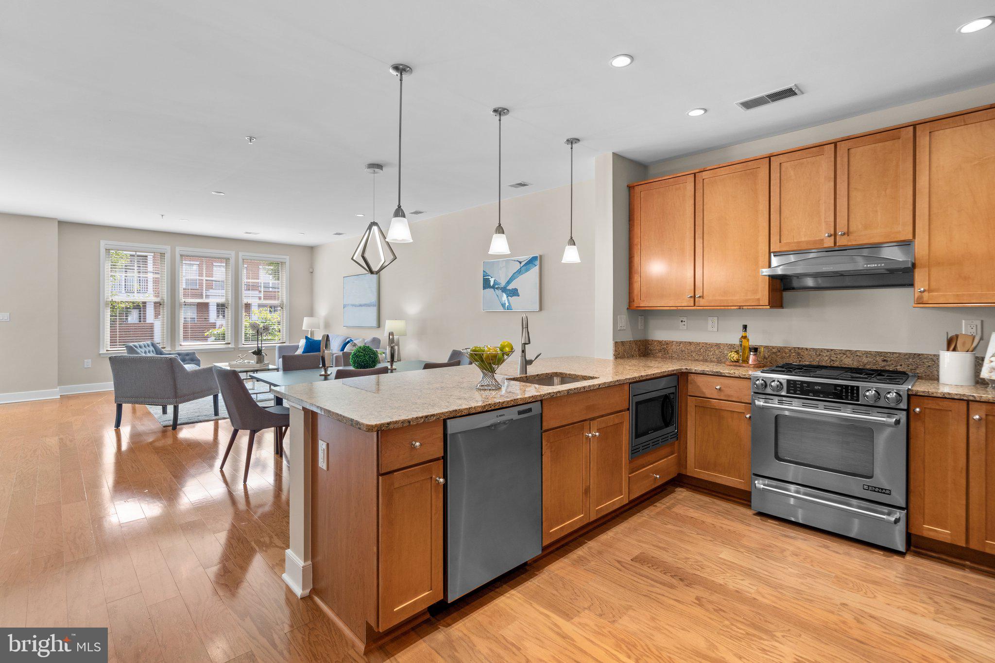 RHODES HILL SQUARE - Residential