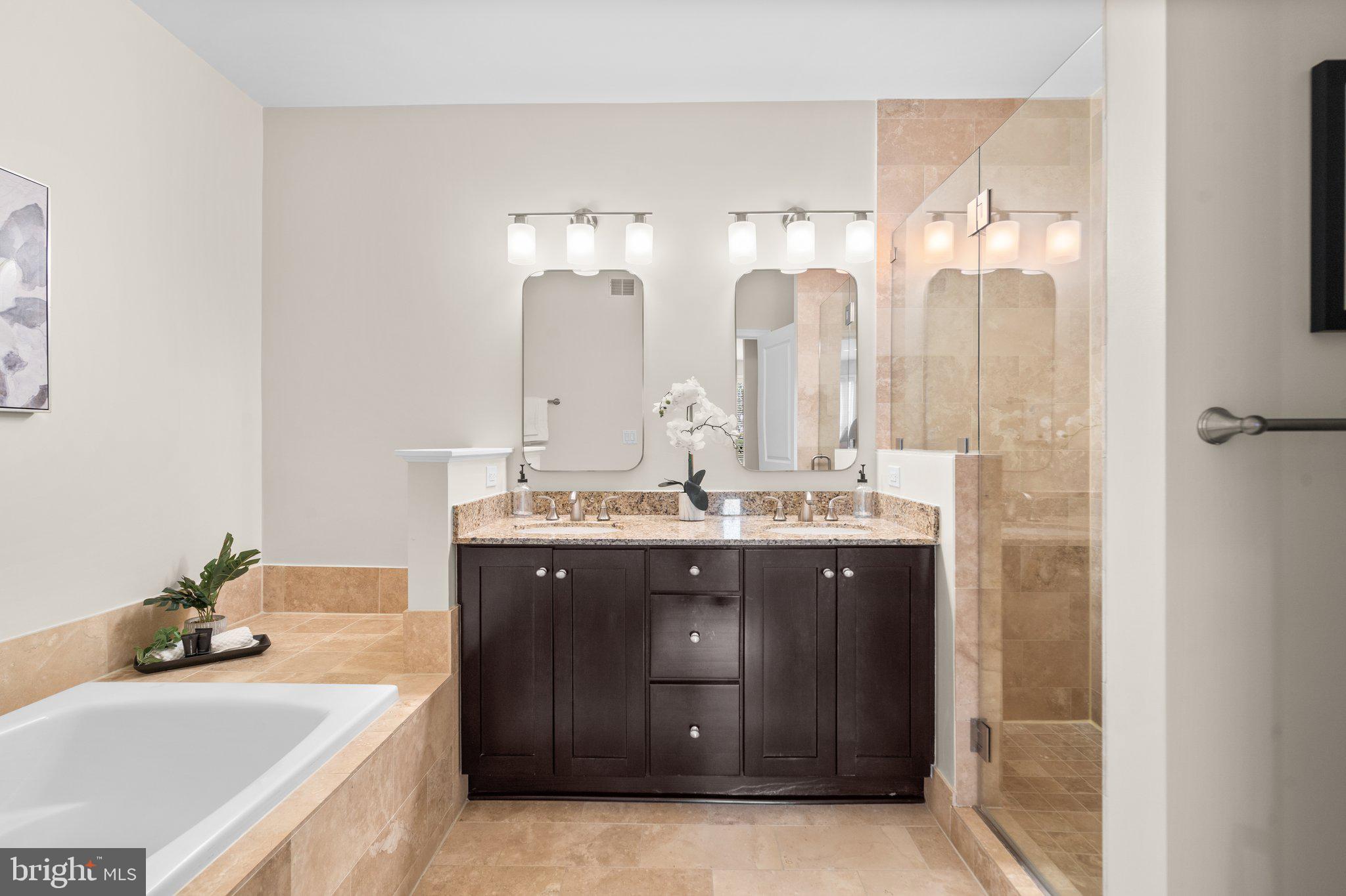 RHODES HILL SQUARE - Residential