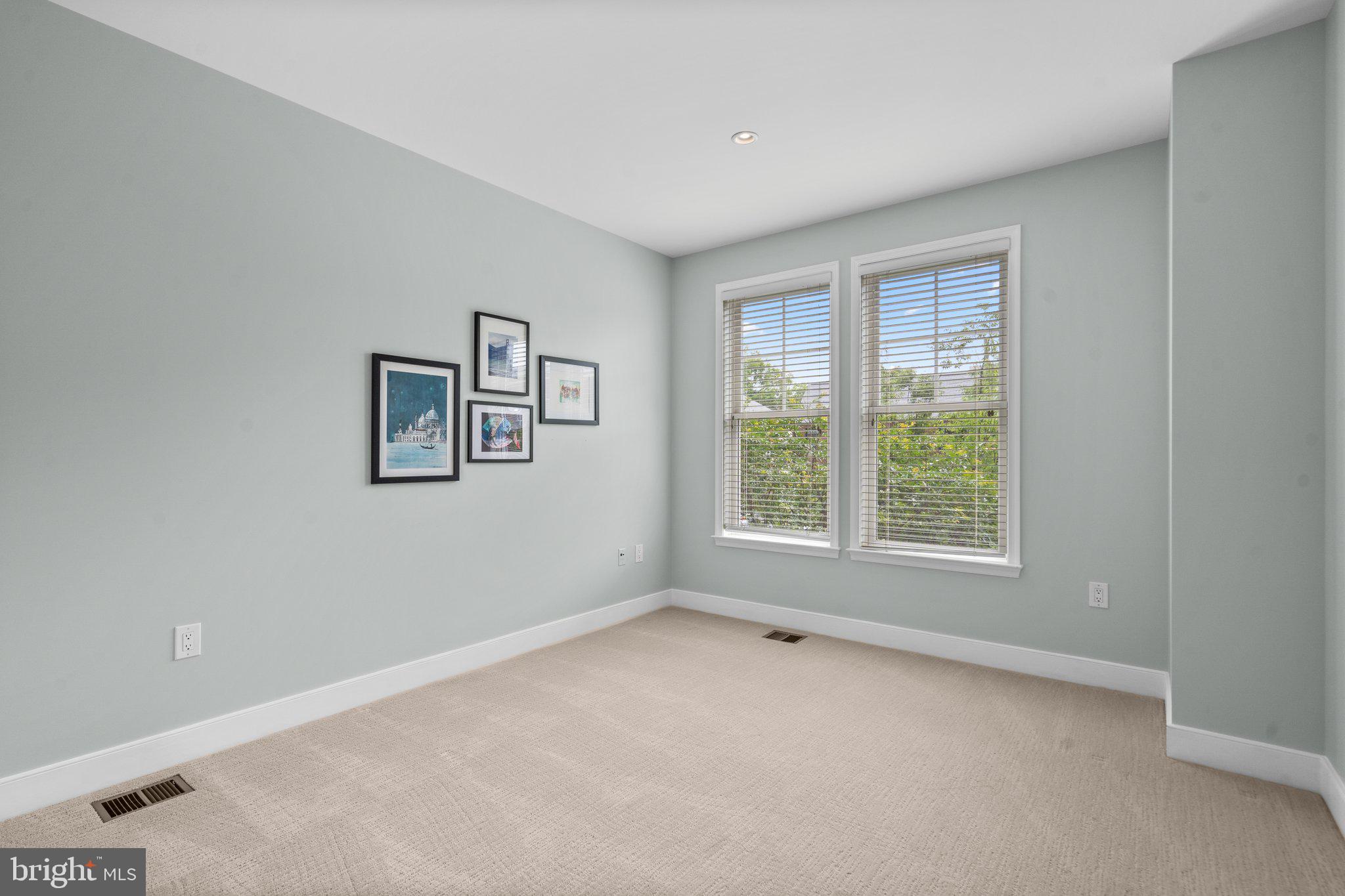 RHODES HILL SQUARE - Residential