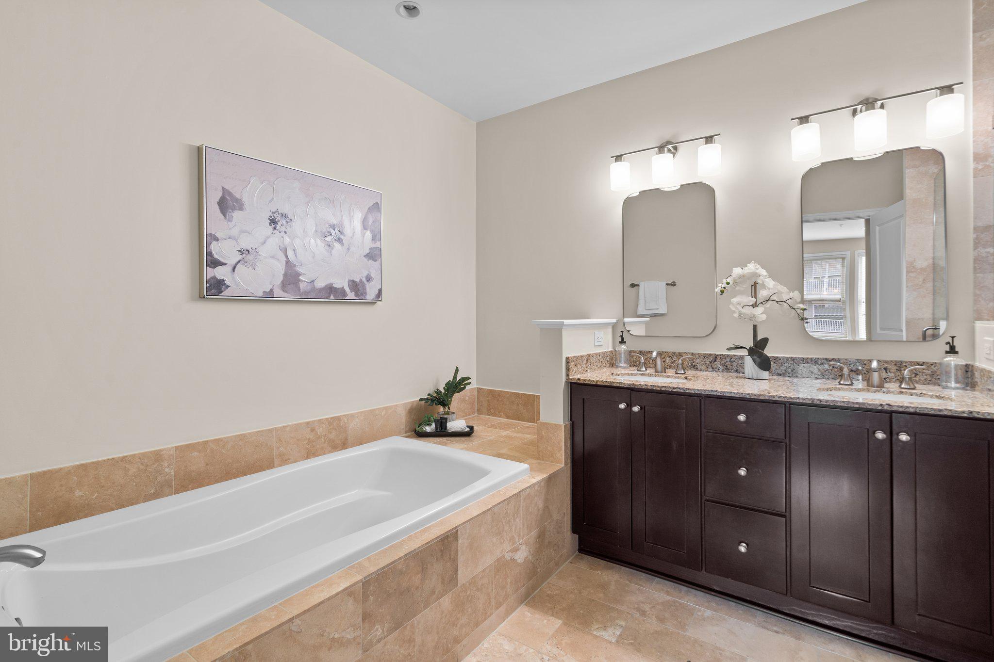 RHODES HILL SQUARE - Residential