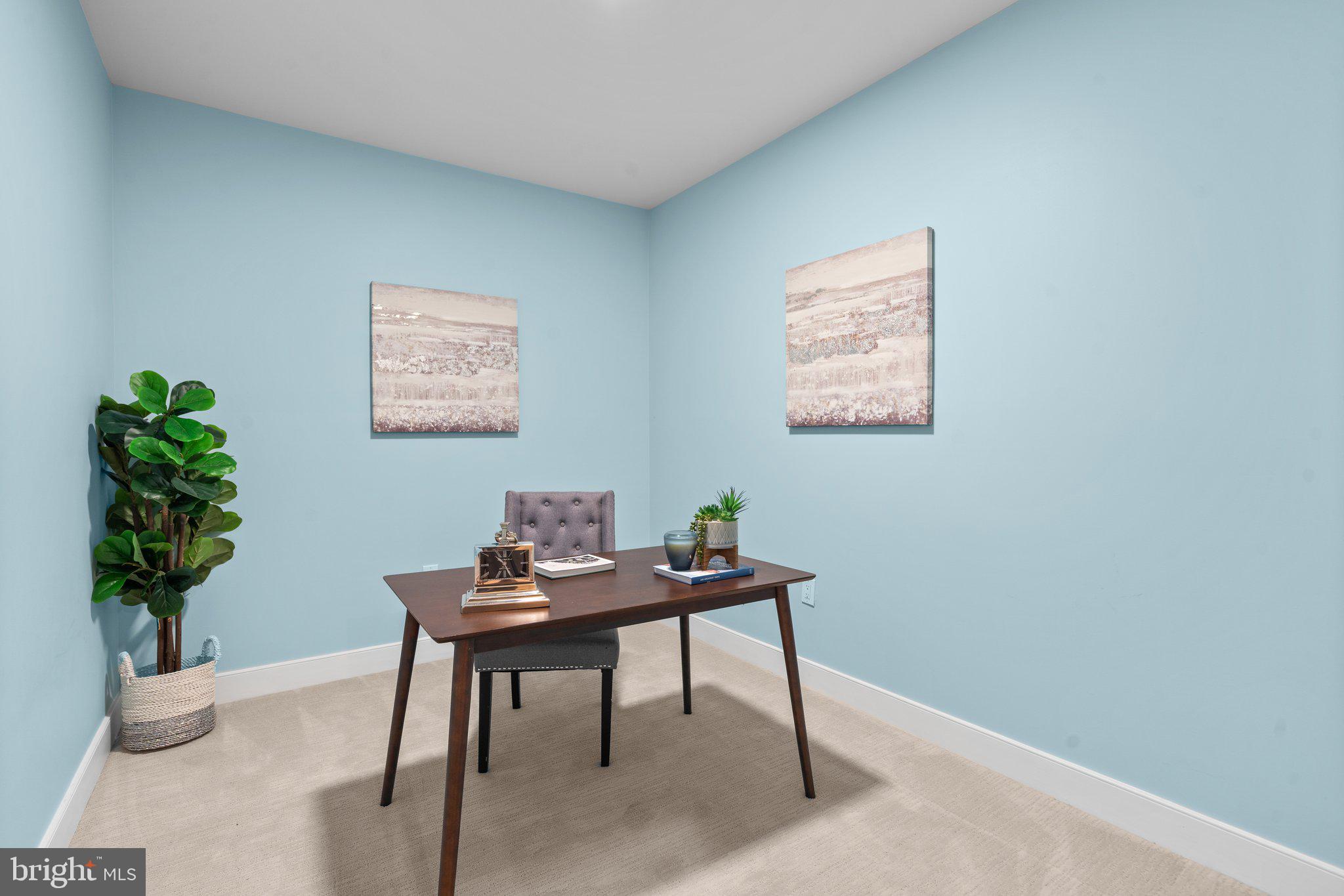 RHODES HILL SQUARE - Residential