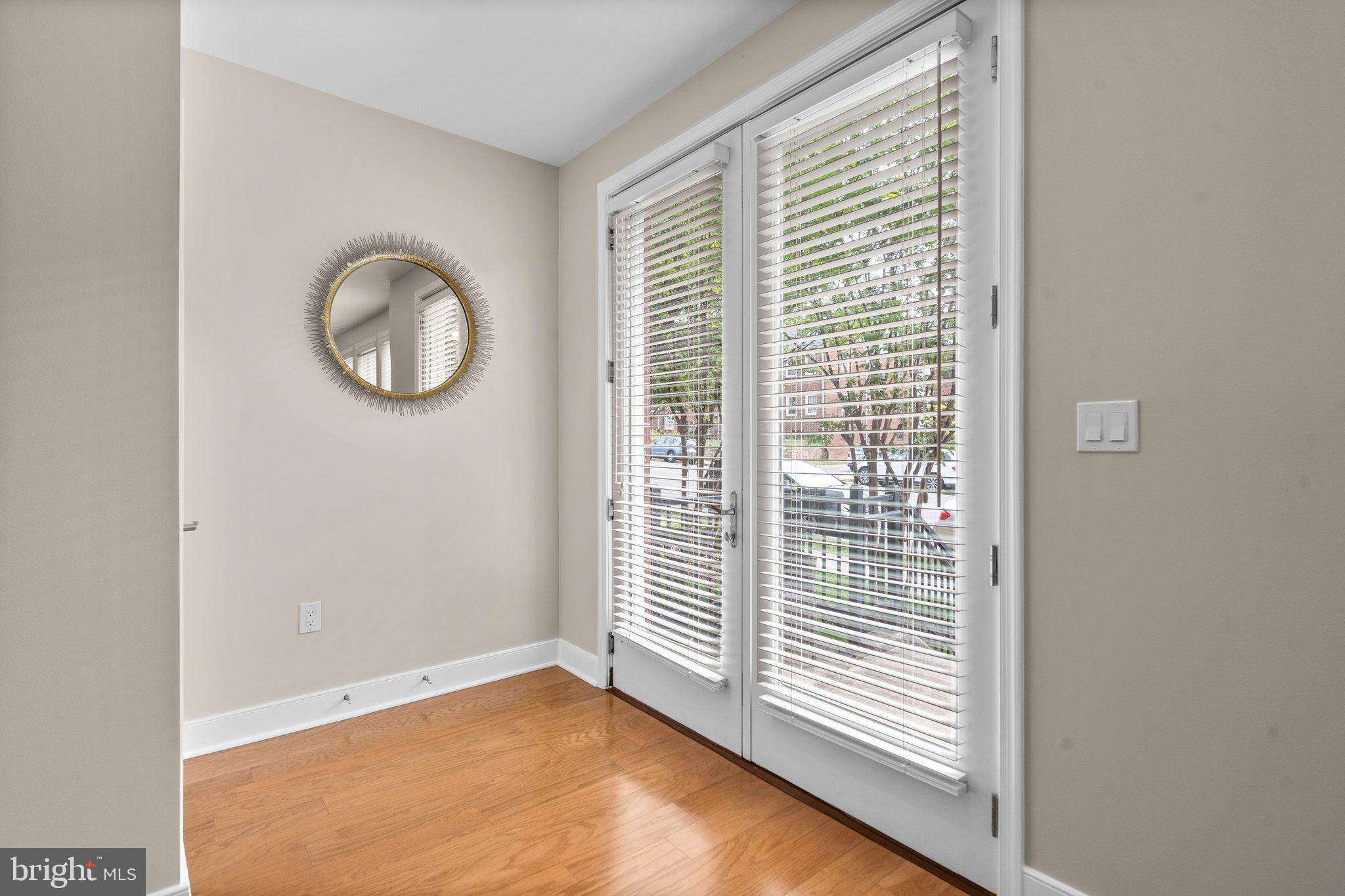 RHODES HILL SQUARE - Residential