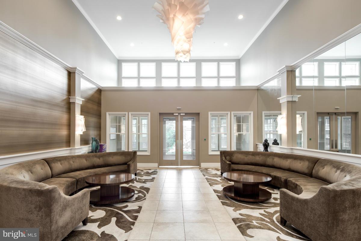 RHODES HILL SQUARE - Residential