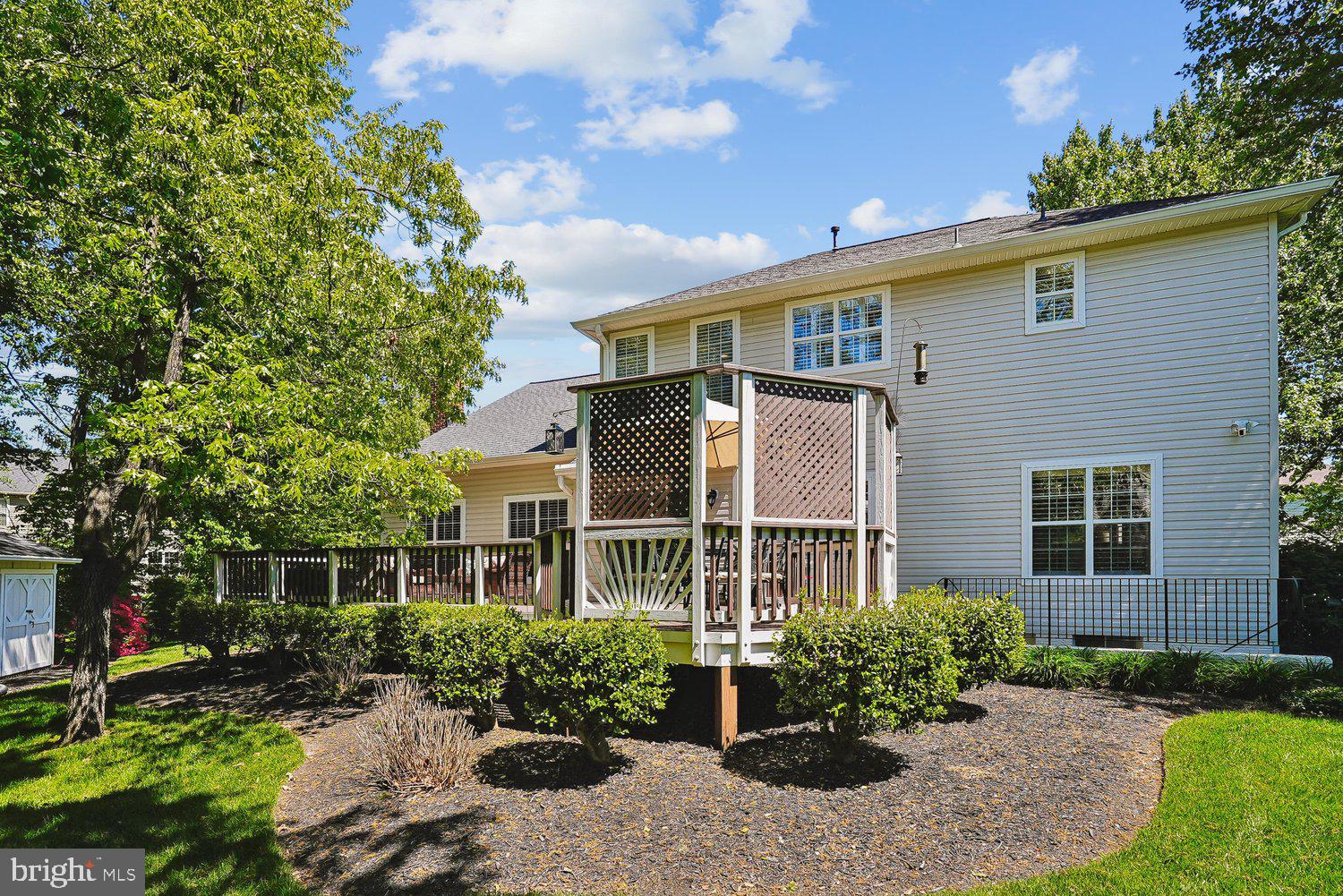 BROADLANDS - Residential