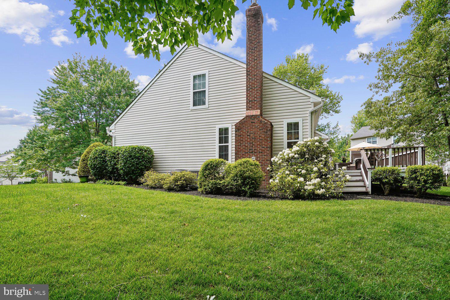 BROADLANDS - Residential