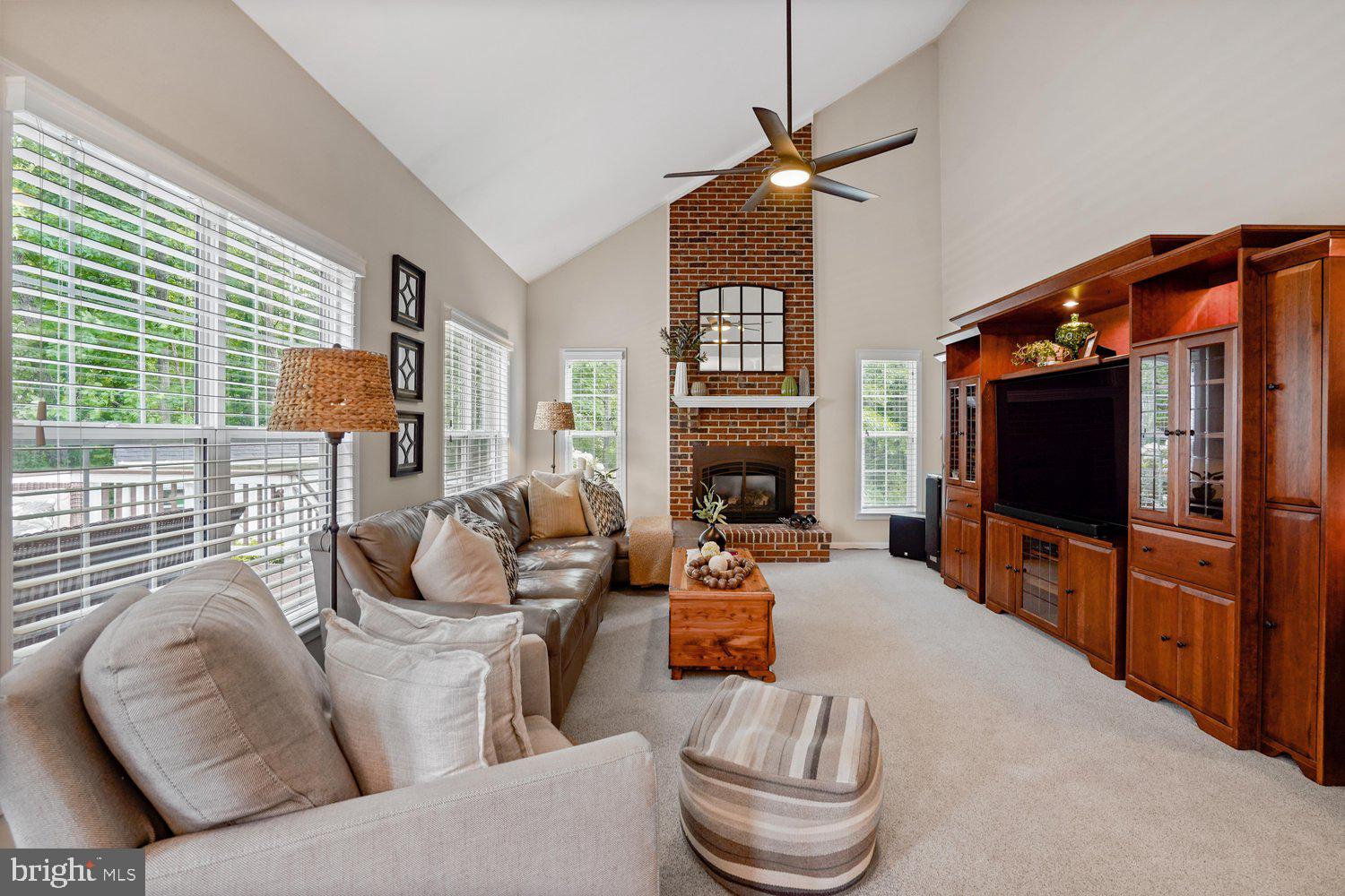BROADLANDS - Residential