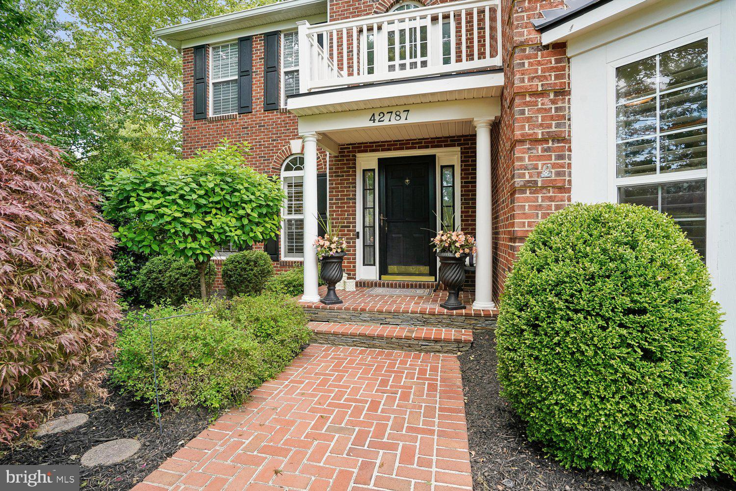 BROADLANDS - Residential
