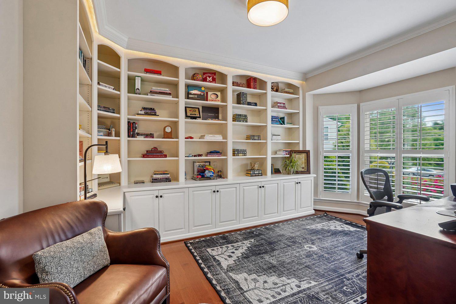 BROADLANDS - Residential