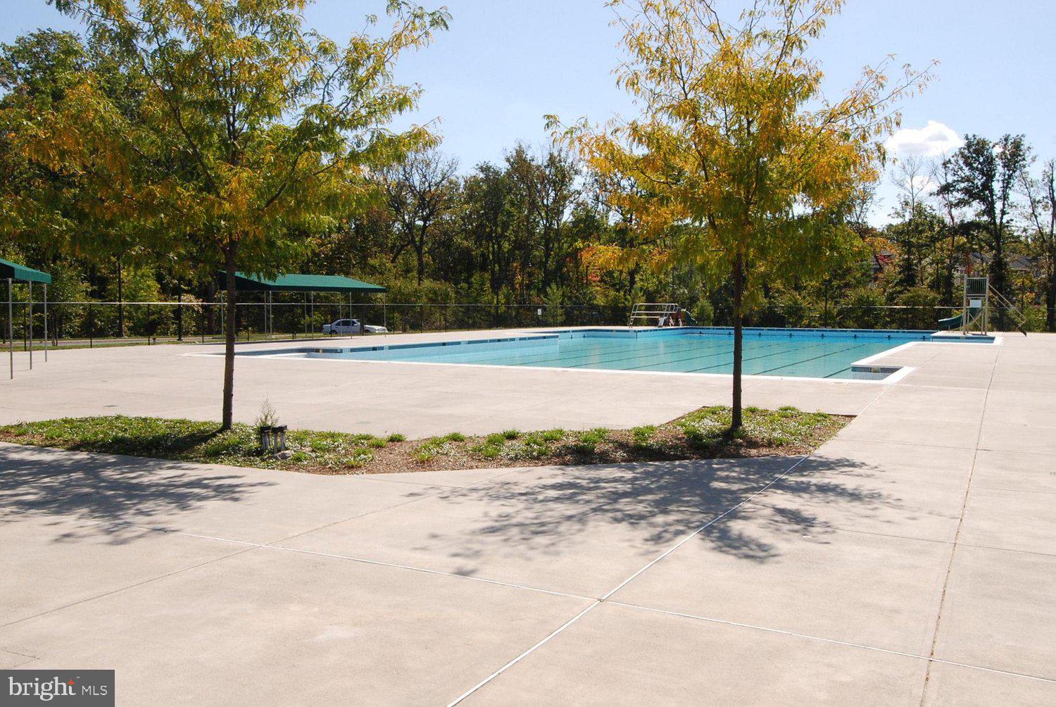 BROADLANDS - Residential