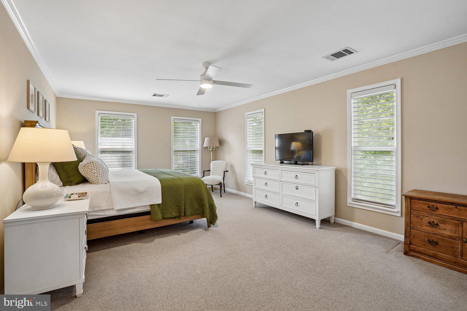 BROADLANDS - Residential