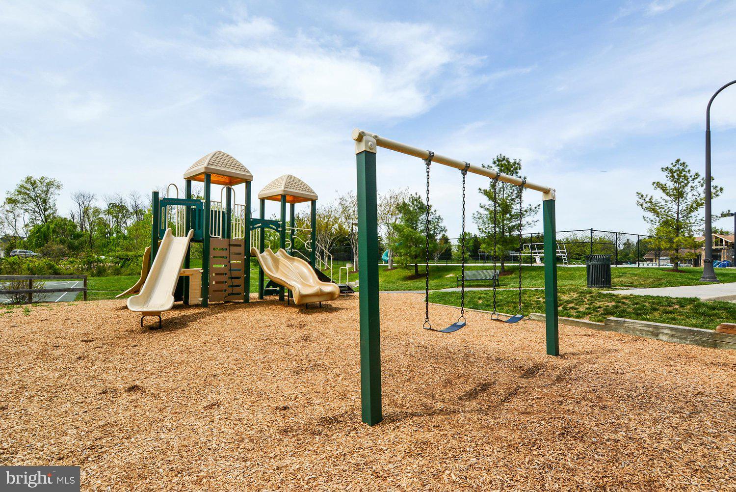 BROADLANDS - Residential
