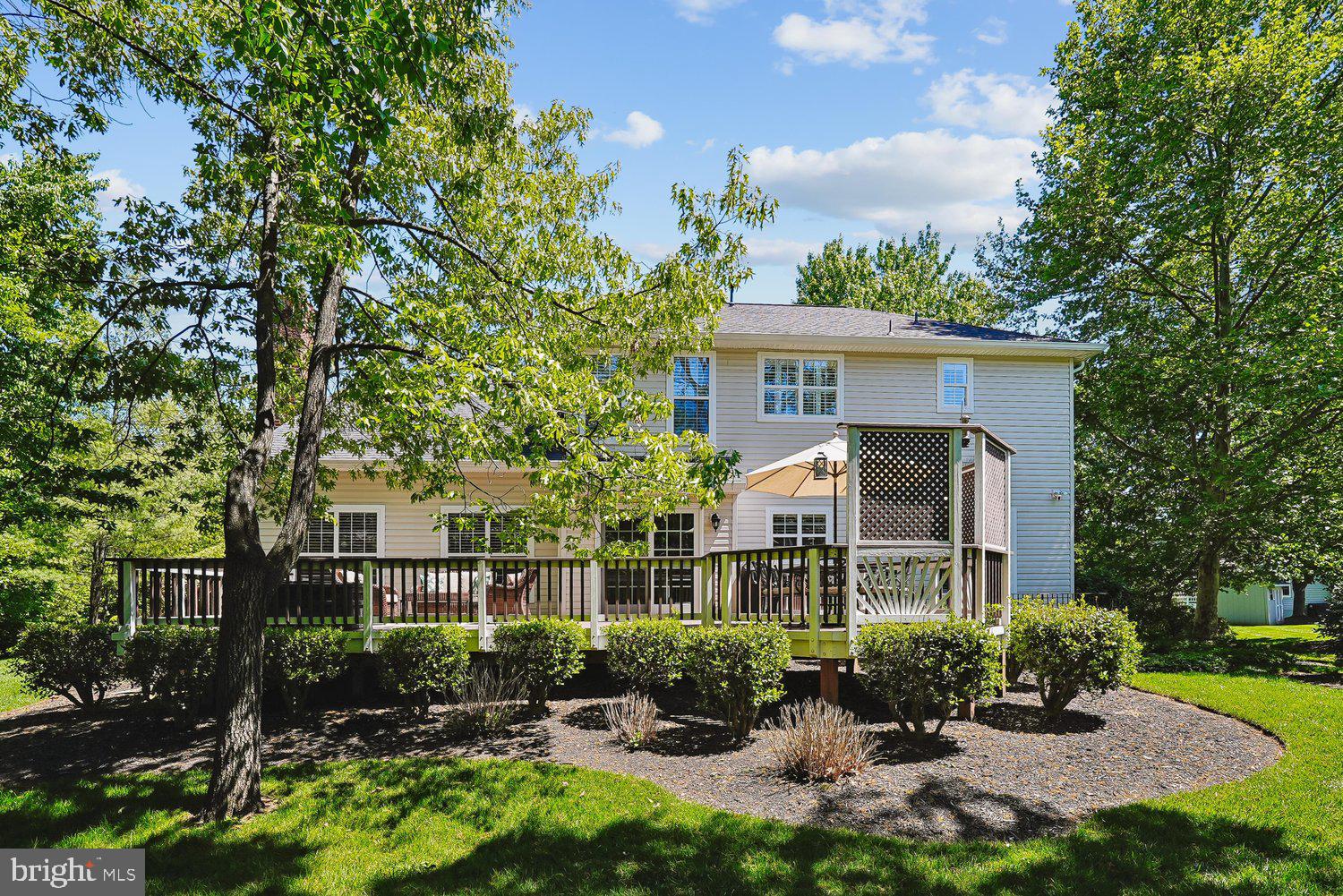 BROADLANDS - Residential