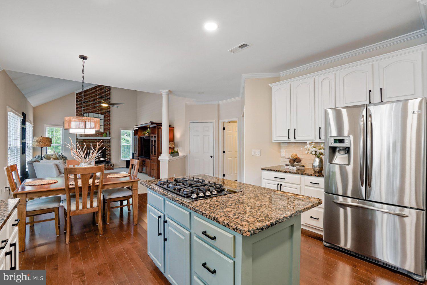 BROADLANDS - Residential