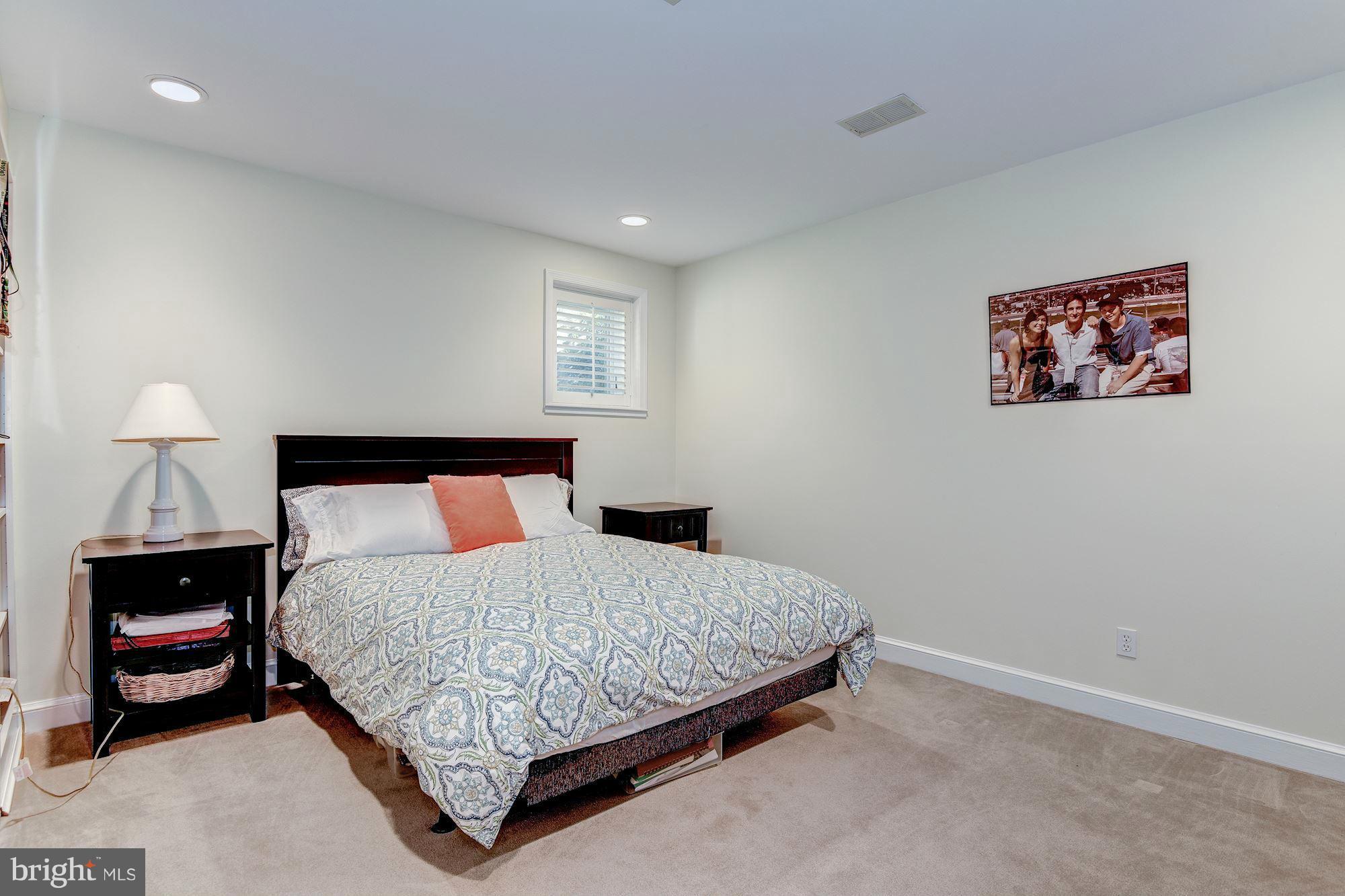 WOODMONT - Residential