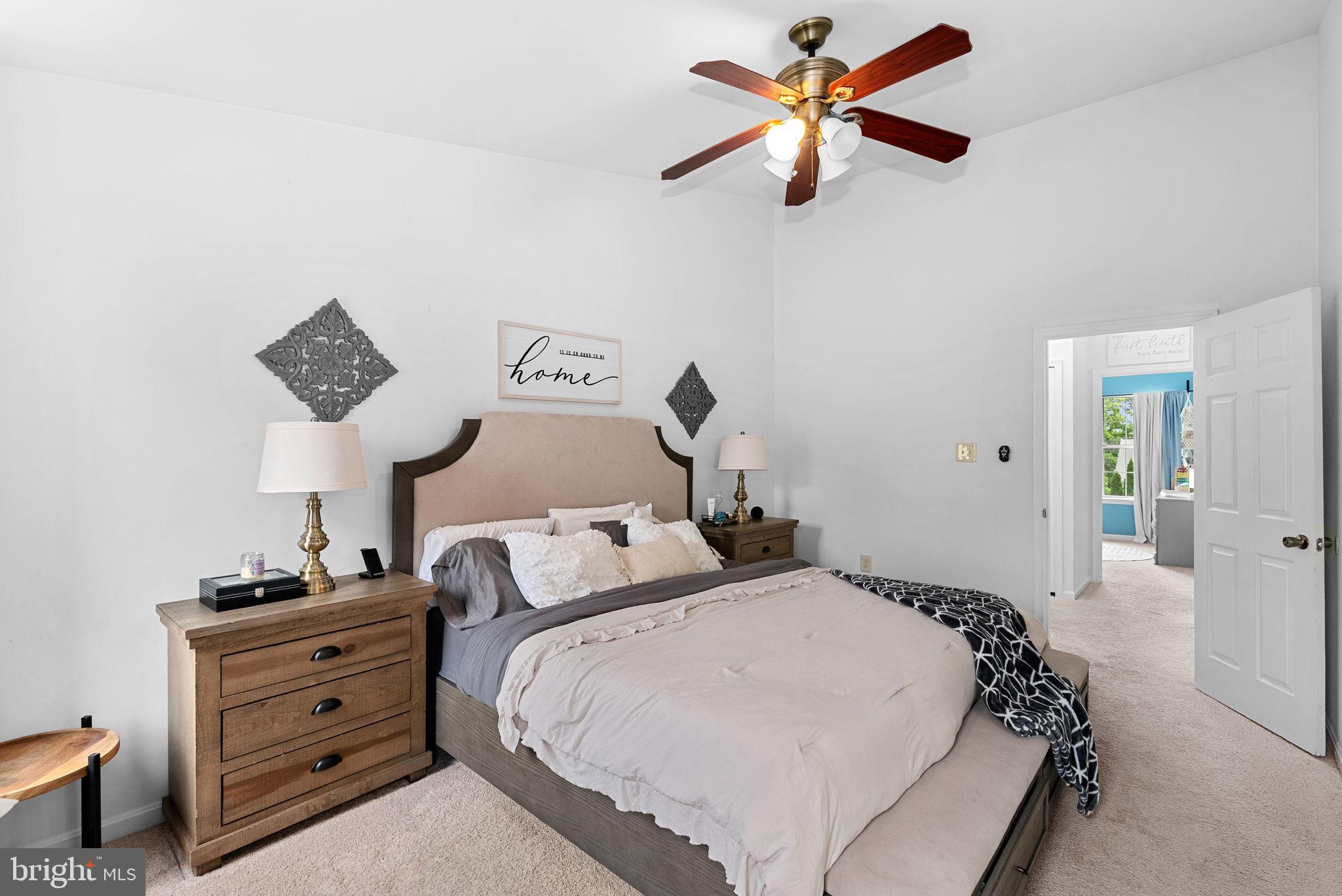 RIVER OAKS - Residential