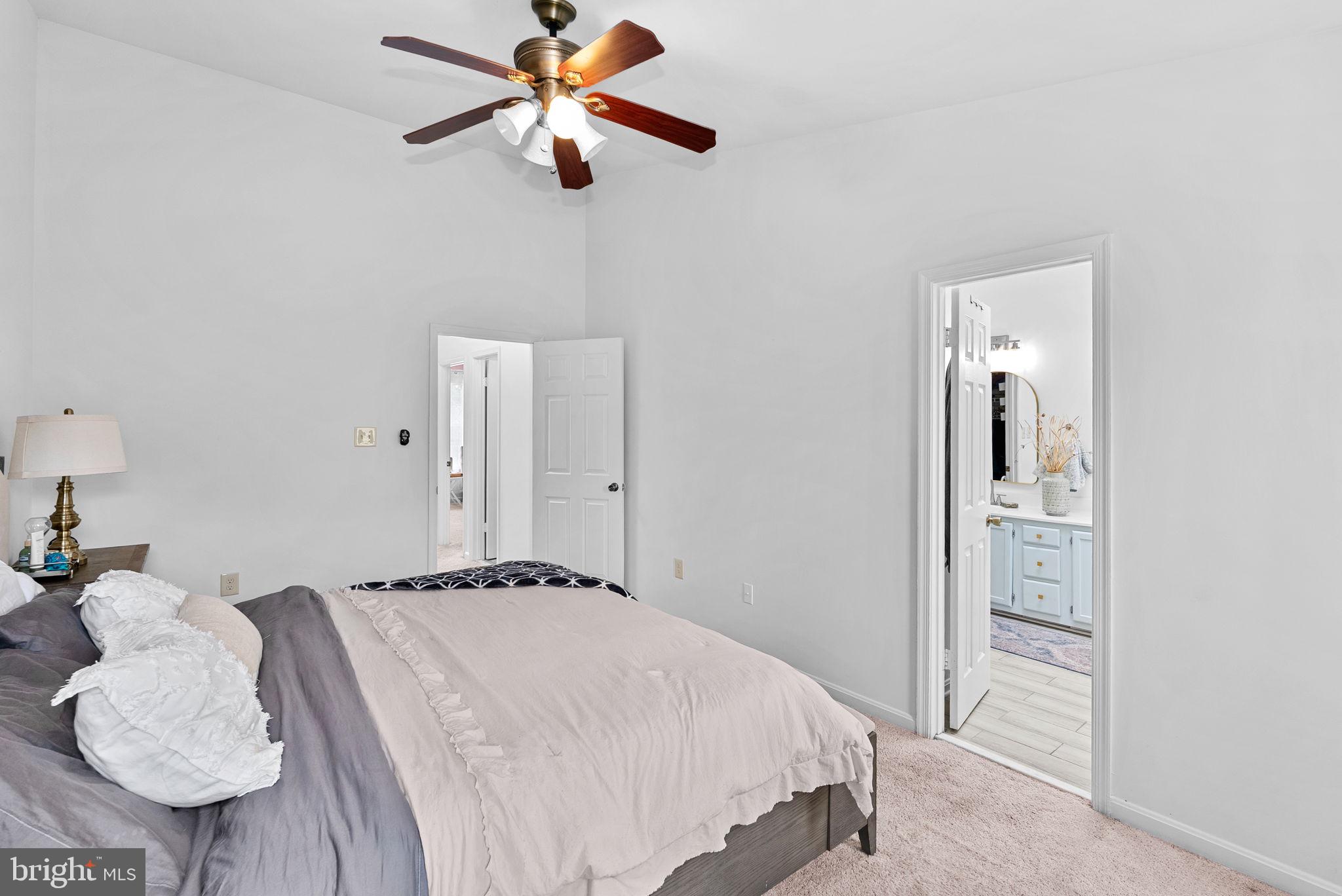 RIVER OAKS - Residential