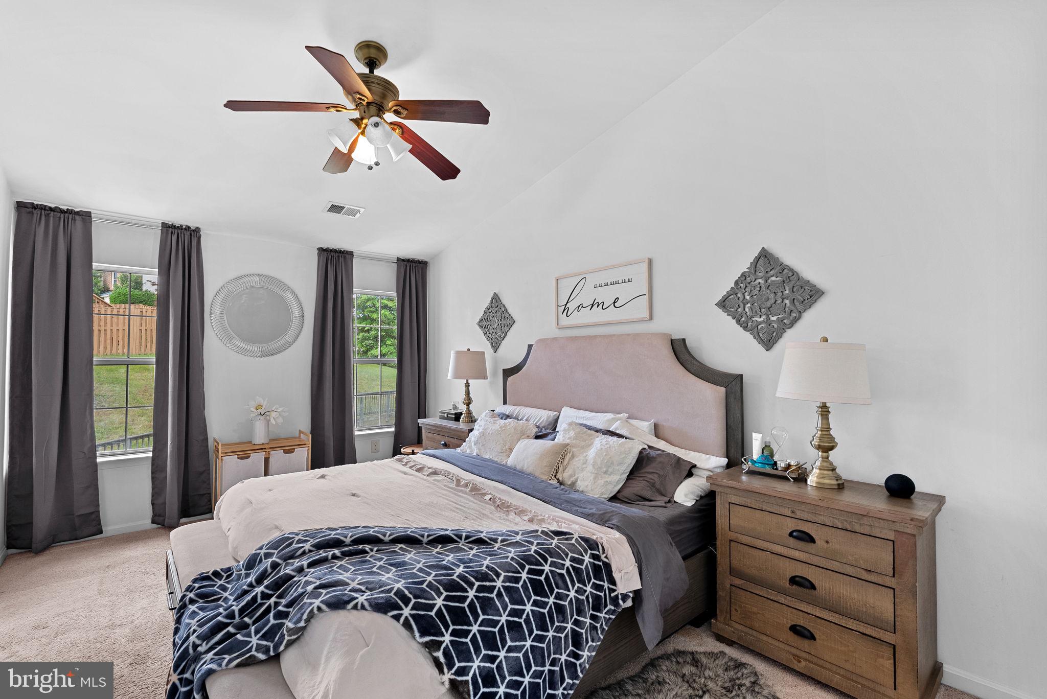 RIVER OAKS - Residential