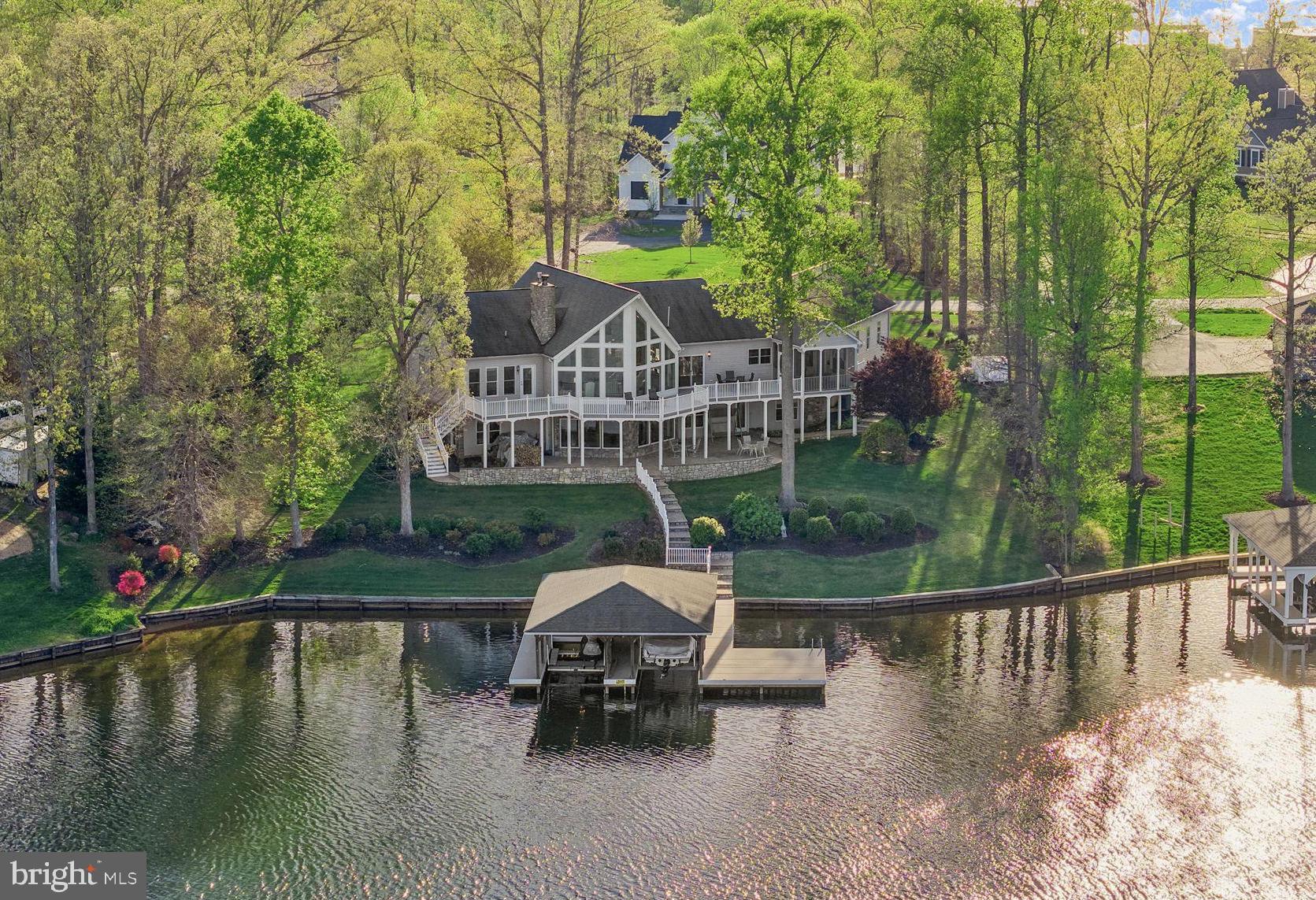 NOAH'S LANDING - Residential