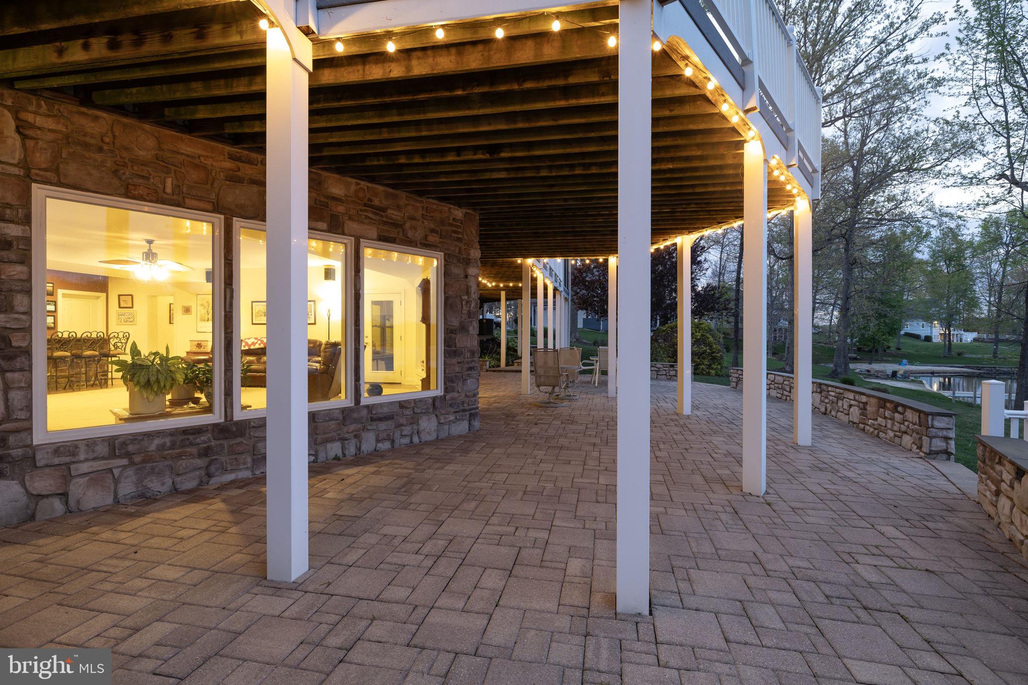 NOAH'S LANDING - Residential