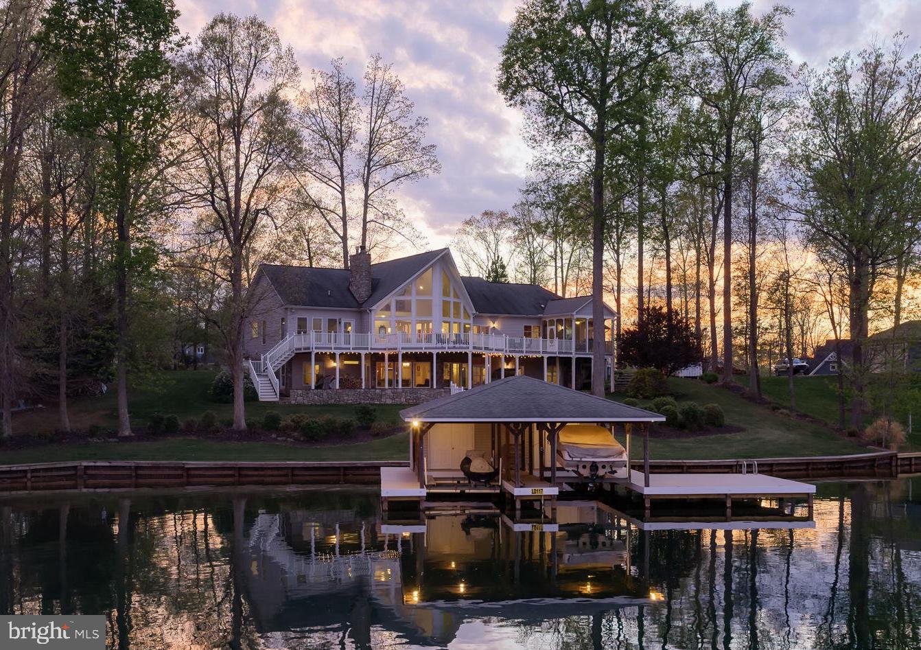 NOAH'S LANDING - Residential