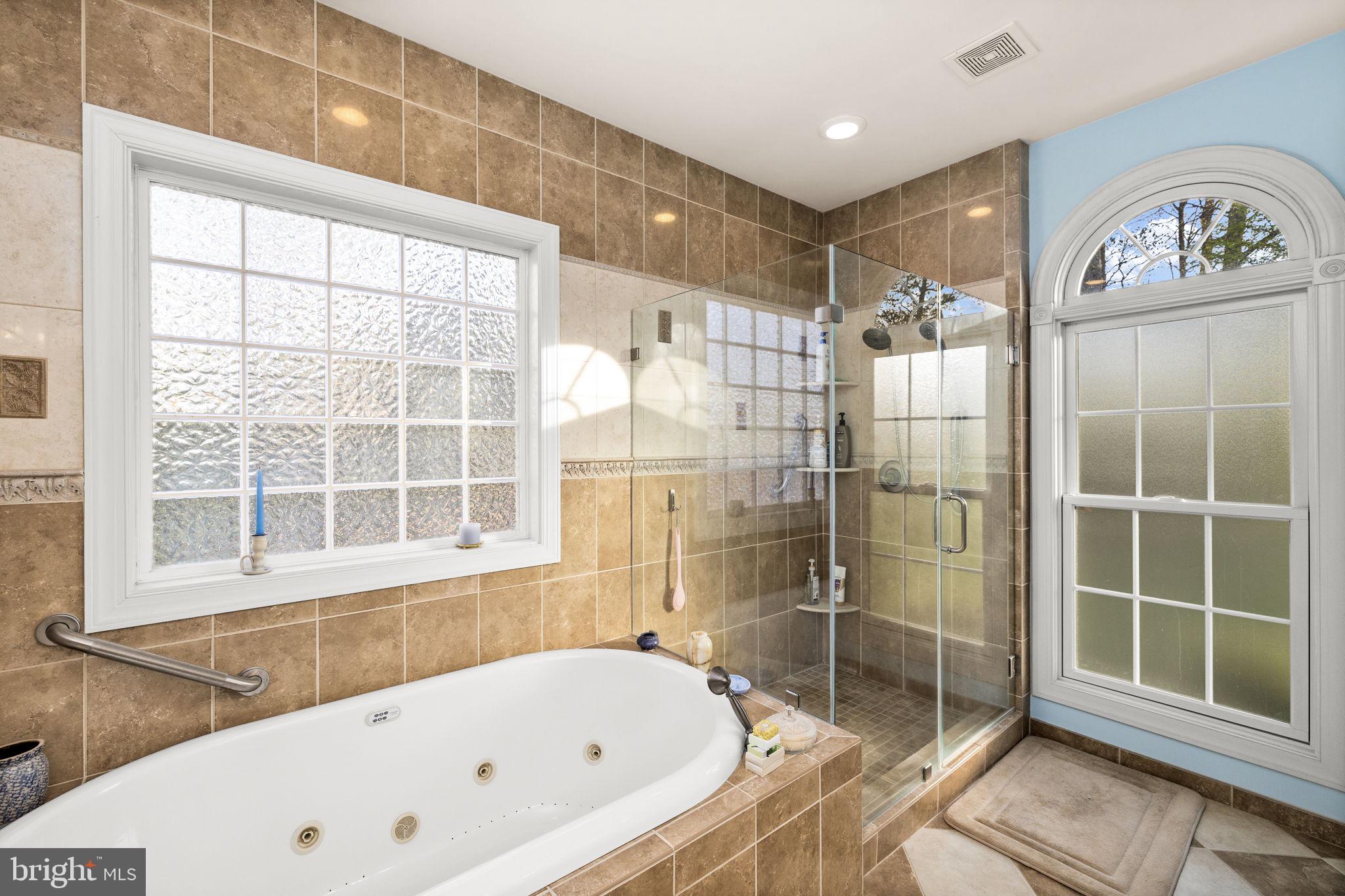 NOAH'S LANDING - Residential