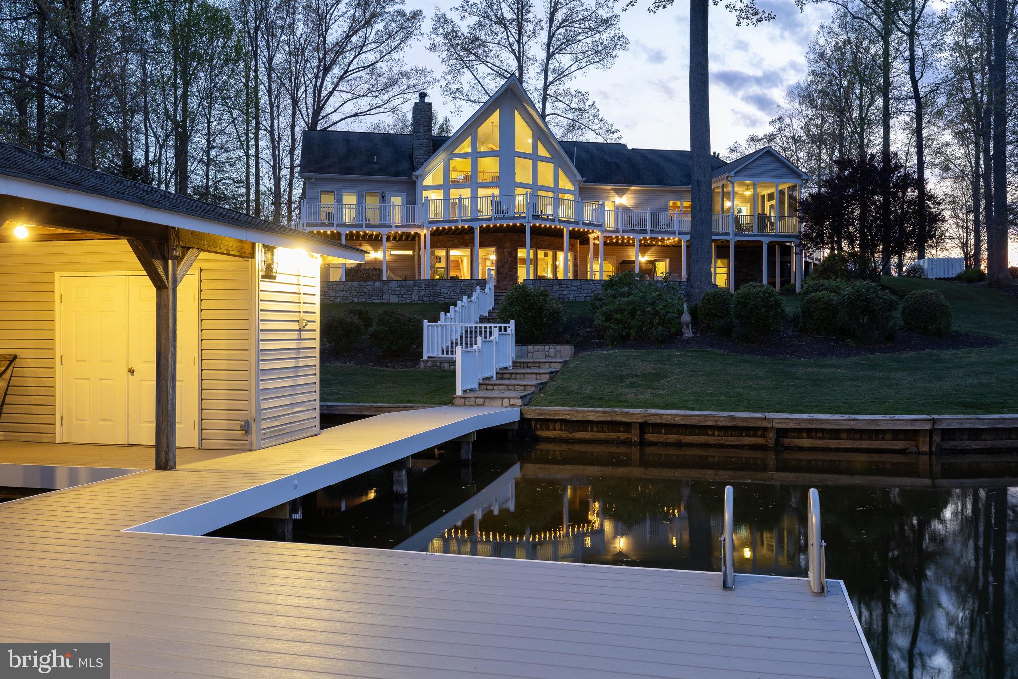 NOAH'S LANDING - Residential