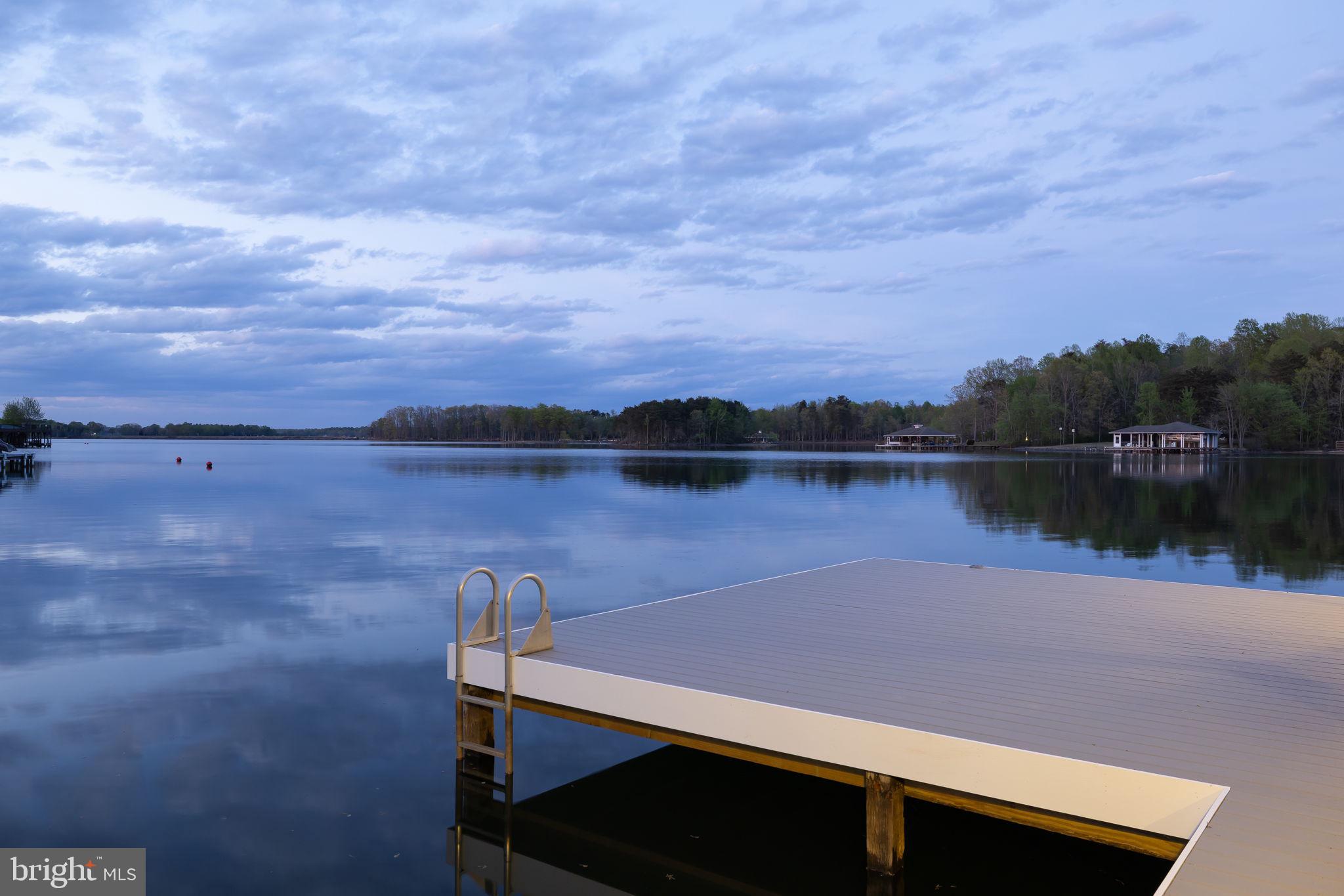 NOAH'S LANDING - Residential