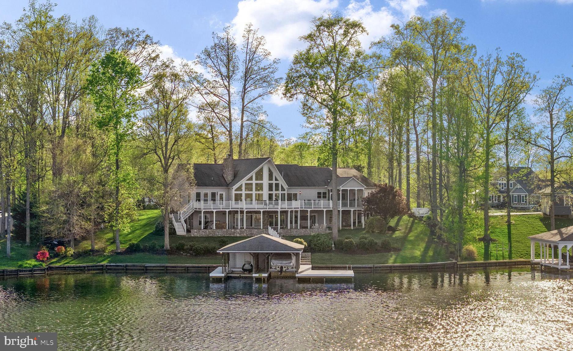 NOAH'S LANDING - Residential