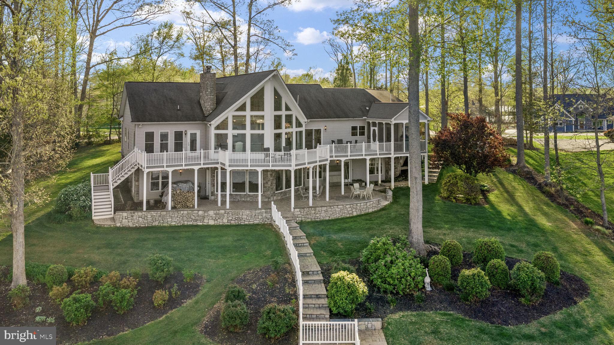 NOAH'S LANDING - Residential