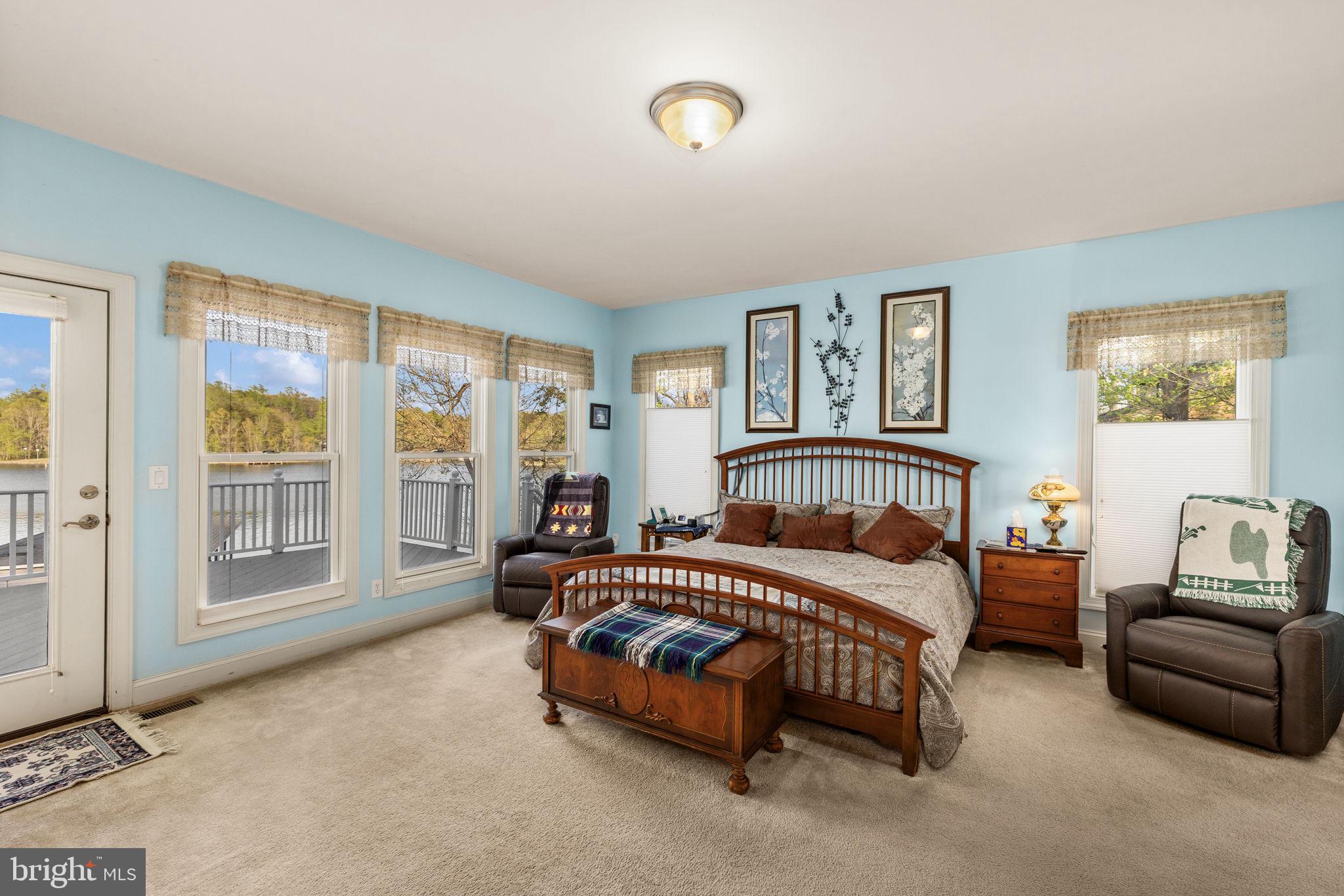 NOAH'S LANDING - Residential