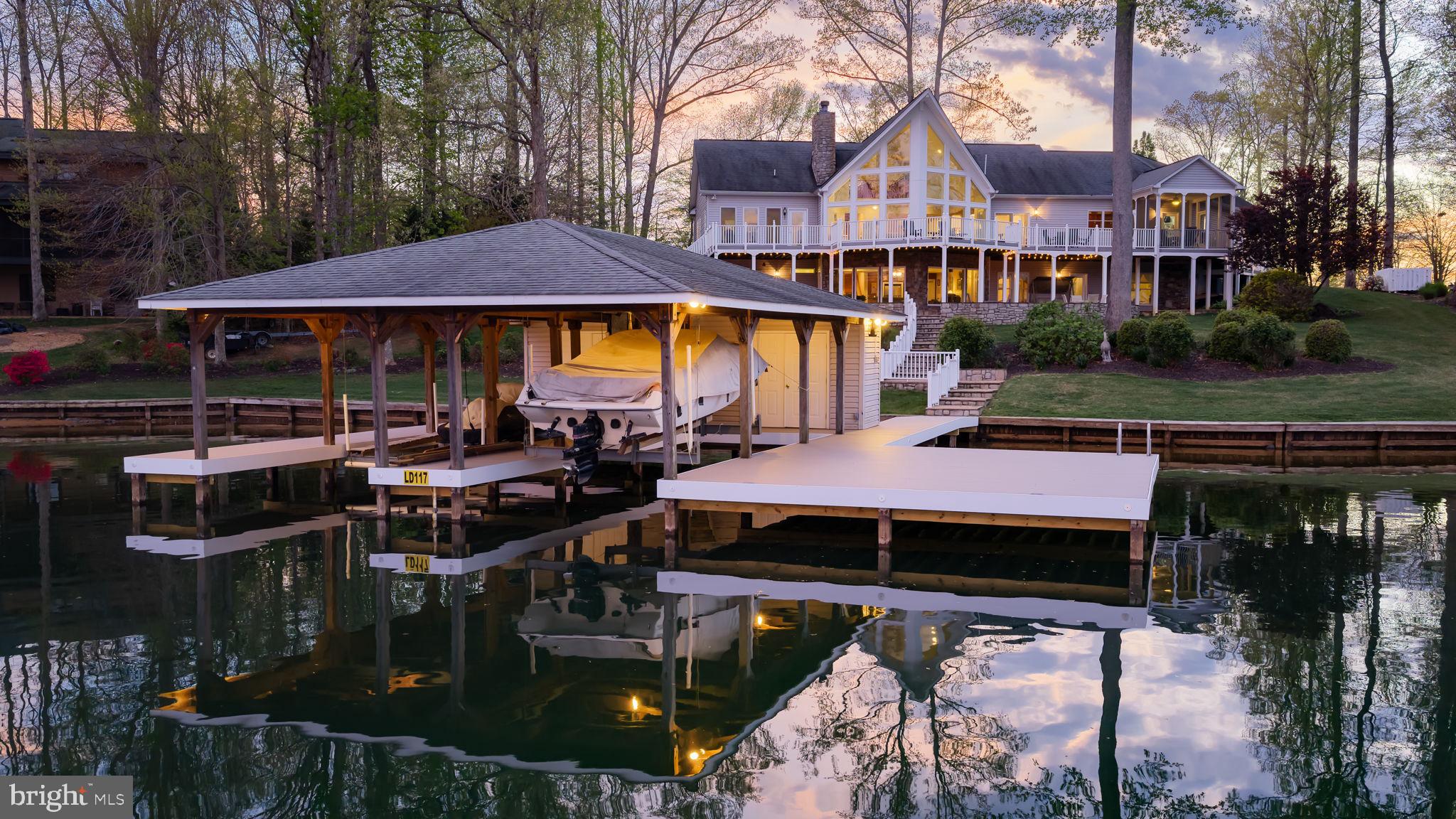 NOAH'S LANDING - Residential