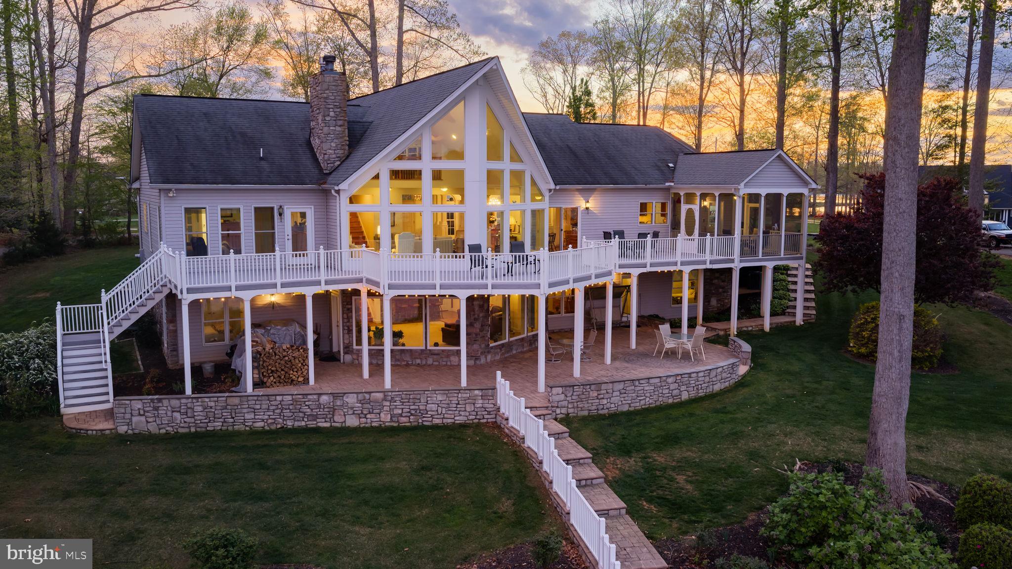 NOAH'S LANDING - Residential